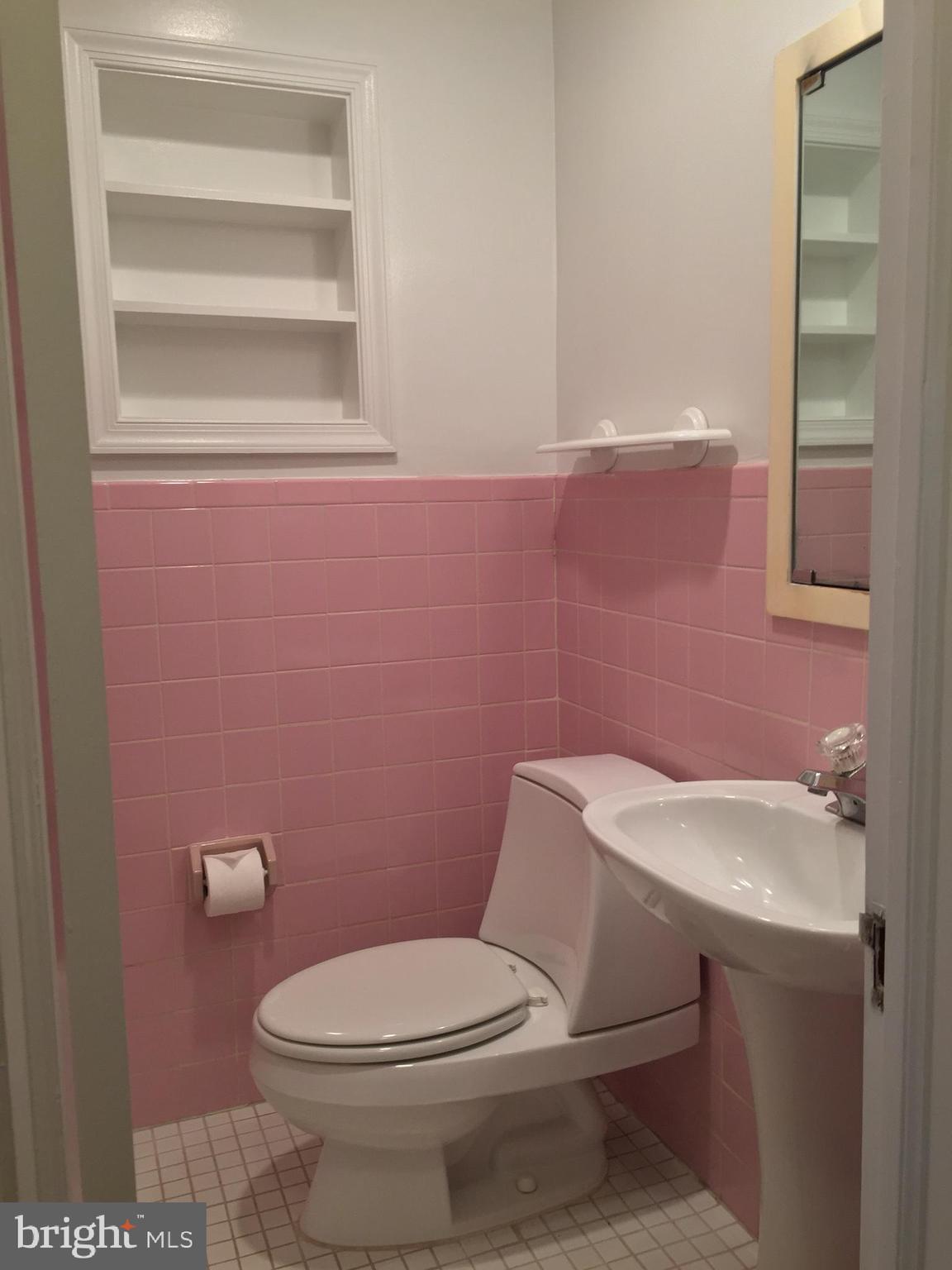 YORKTOWN - Residential Lease