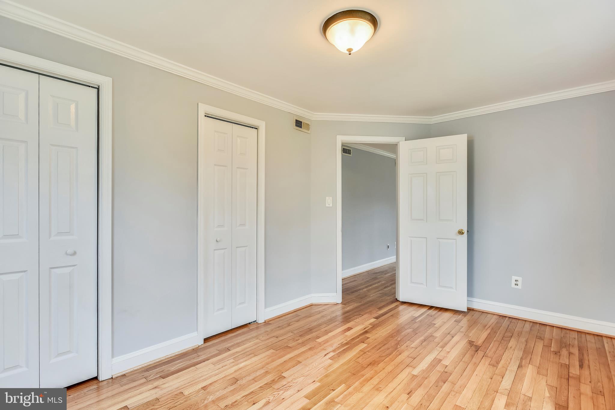 FAIRFAX WOODS - Residential