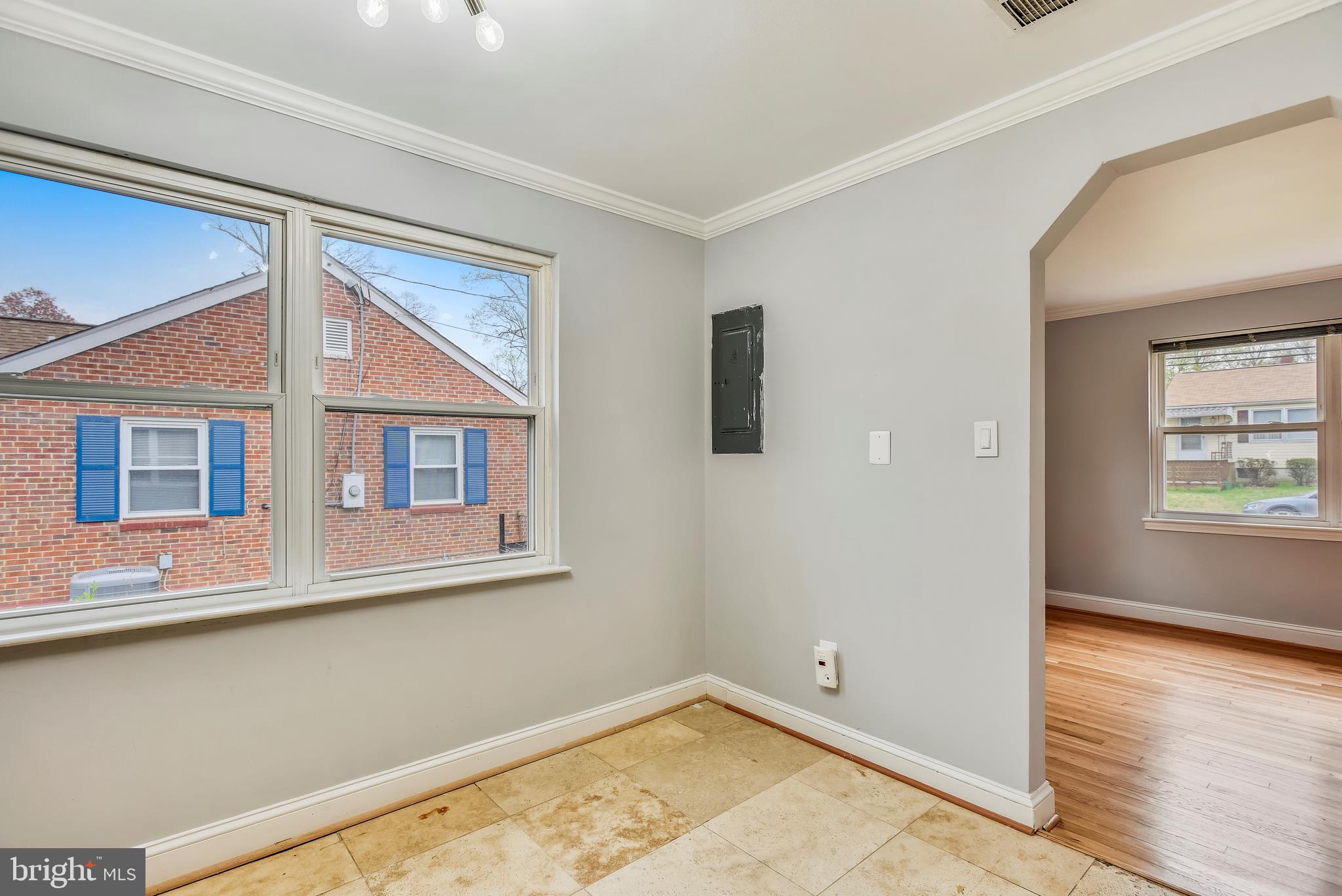 FAIRFAX WOODS - Residential