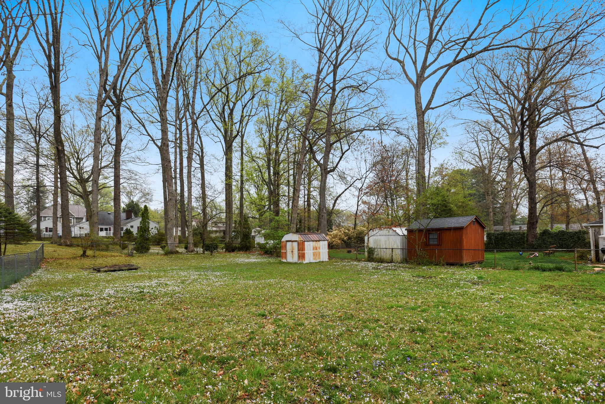 FAIRFAX WOODS - Residential