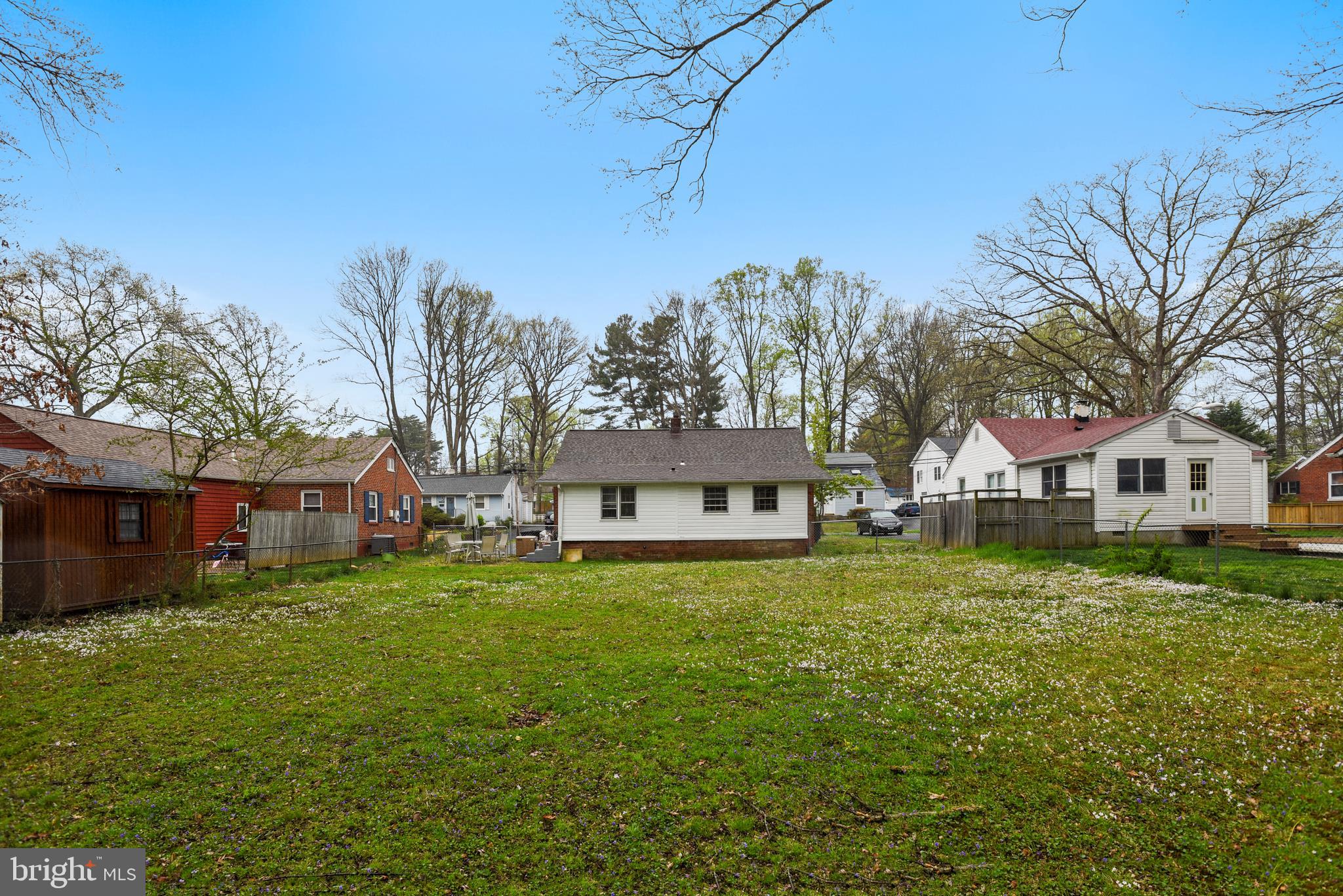 FAIRFAX WOODS - Residential