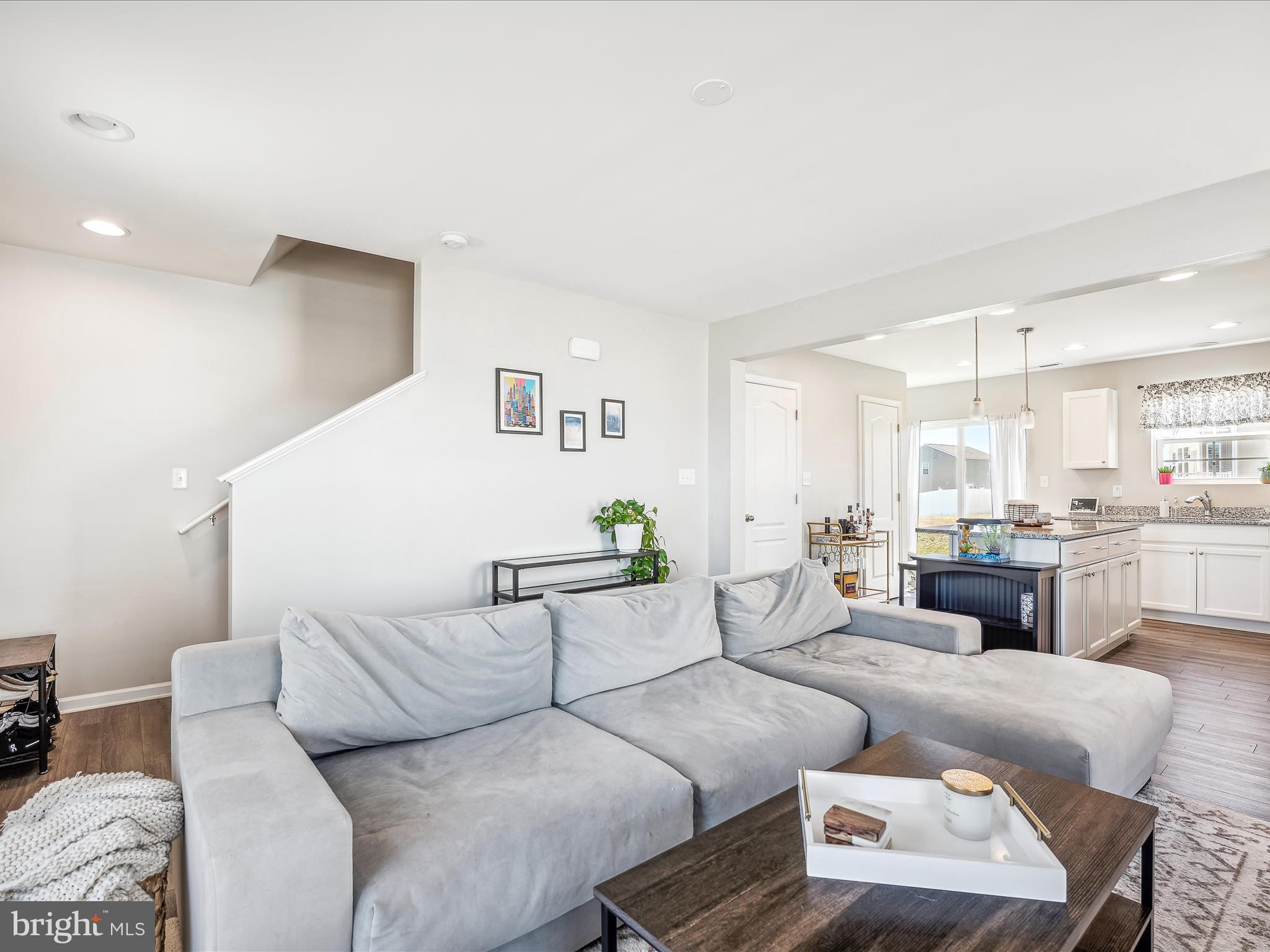 MORNING DOVE ESTATES - Residential Lease