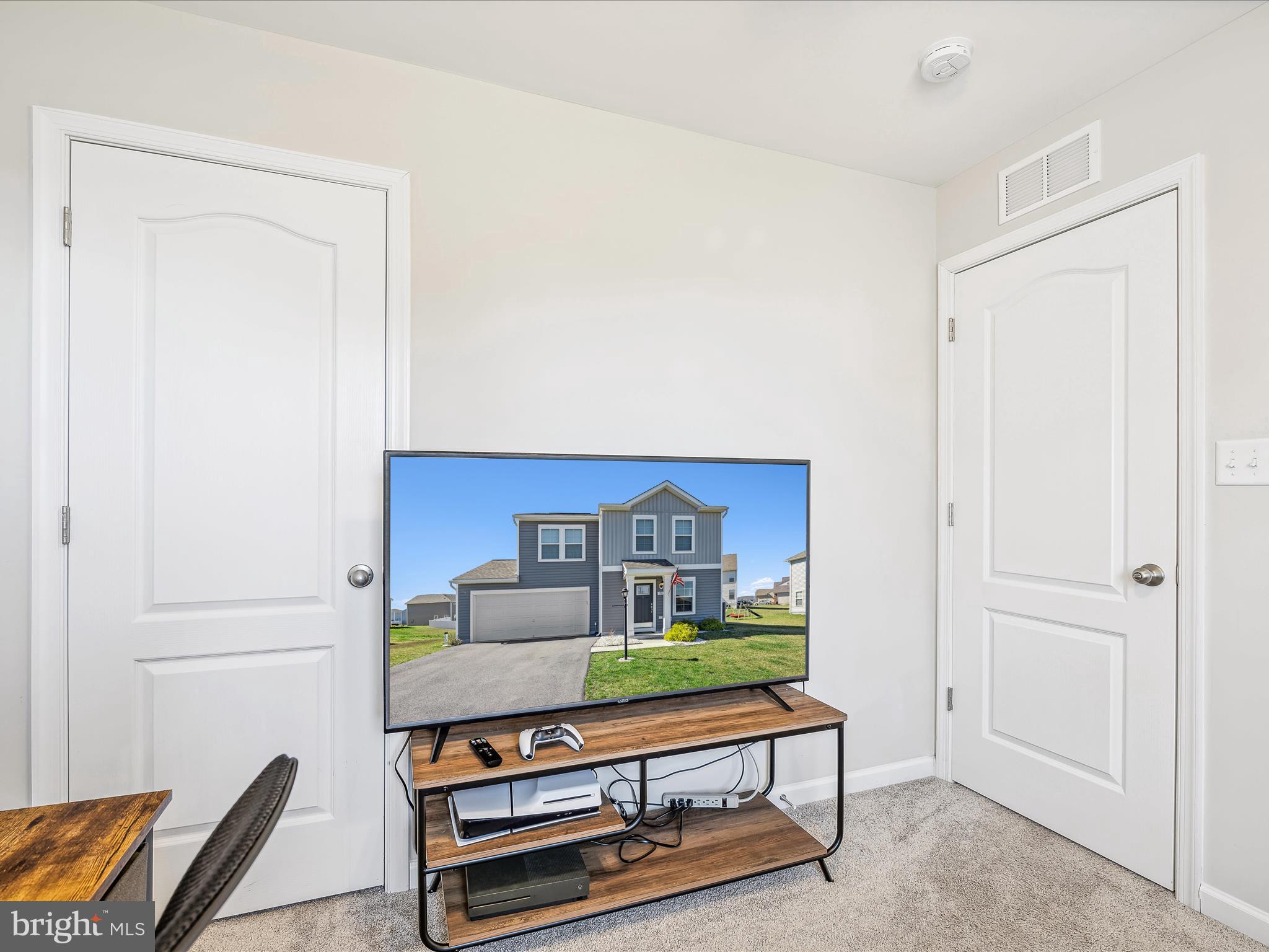 MORNING DOVE ESTATES - Residential Lease