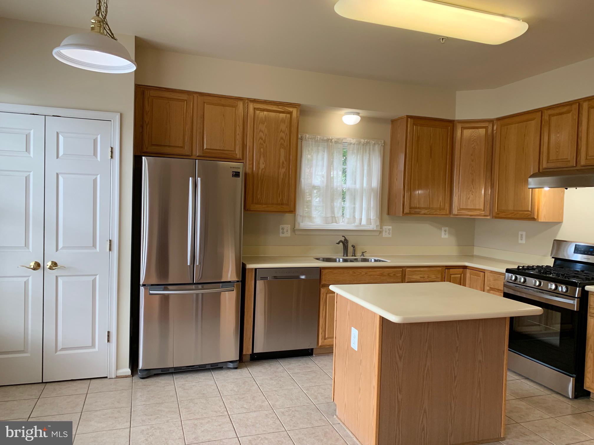 KING FARM BAILEYS COMMON - Residential