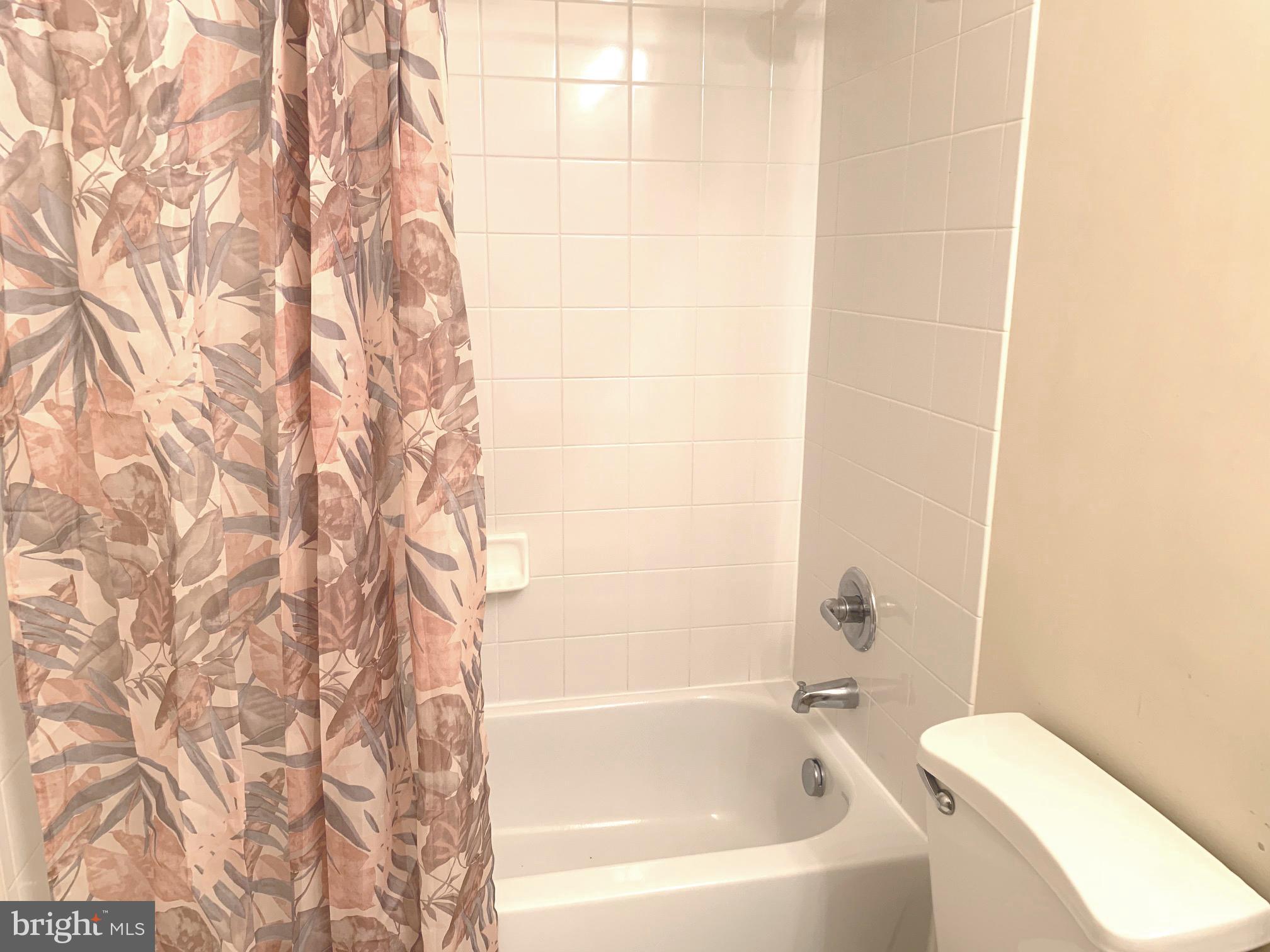 KING FARM BAILEYS COMMON - Residential