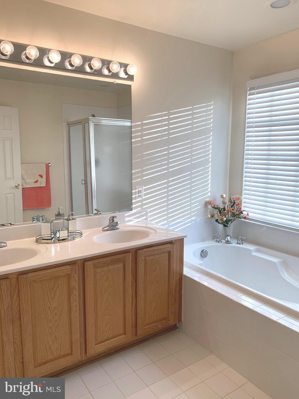 KING FARM BAILEYS COMMON - Residential