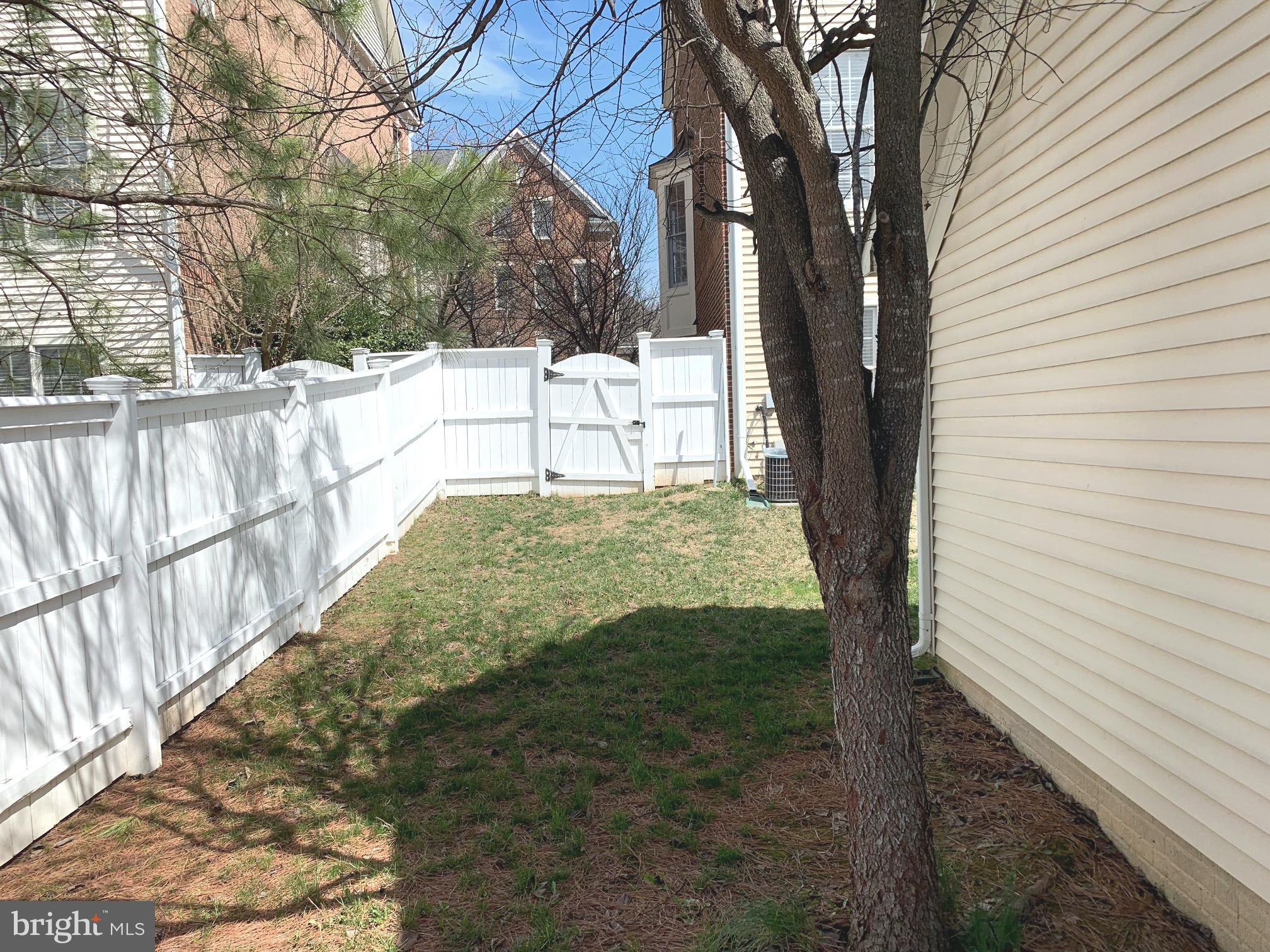 KING FARM BAILEYS COMMON - Residential