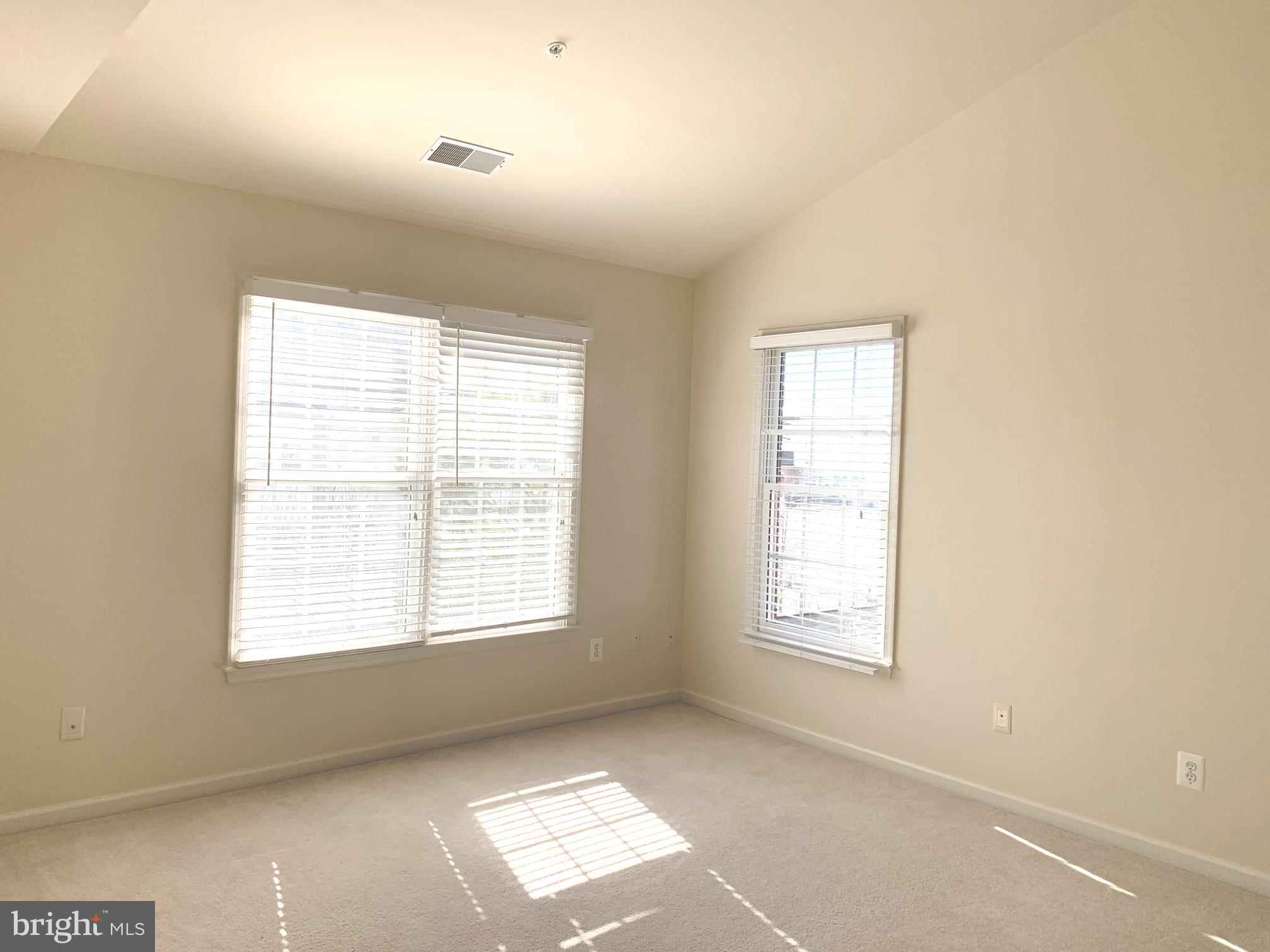 KING FARM BAILEYS COMMON - Residential