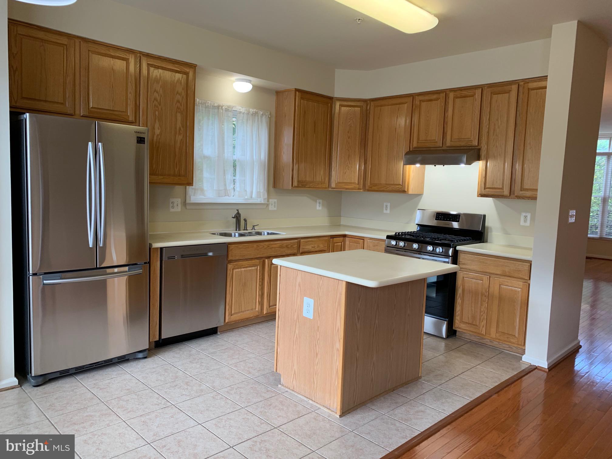 KING FARM BAILEYS COMMON - Residential