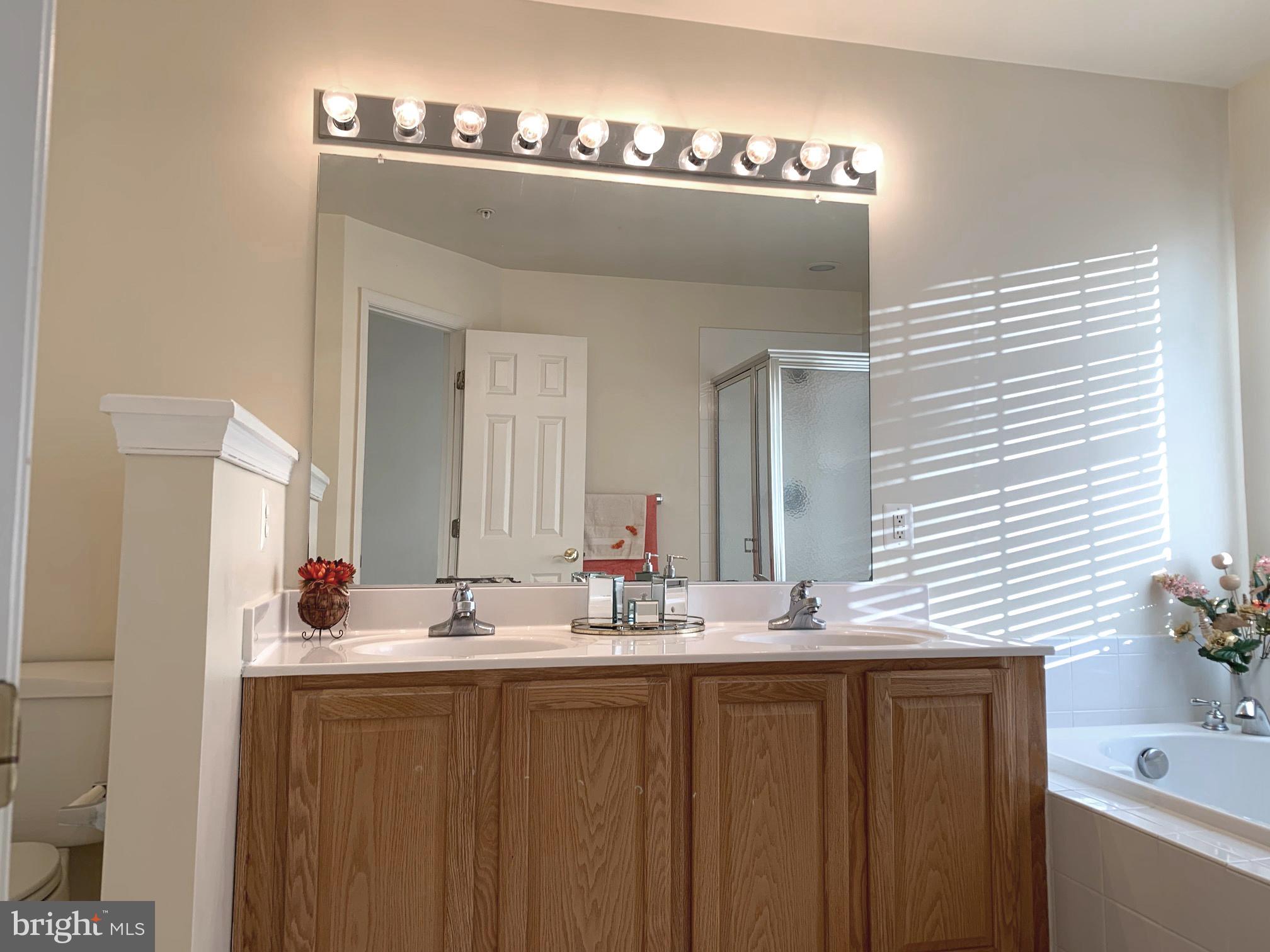 KING FARM BAILEYS COMMON - Residential