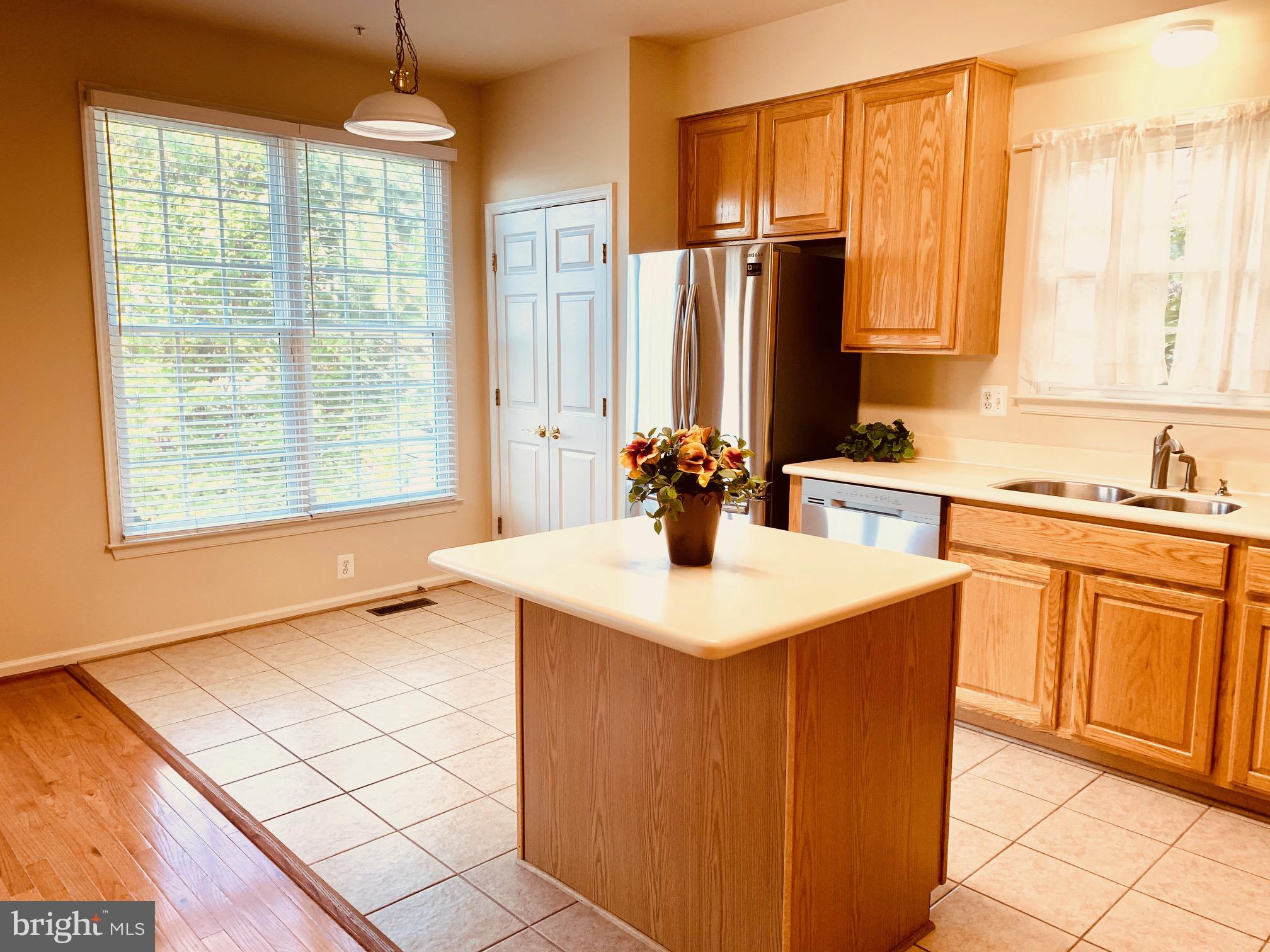 KING FARM BAILEYS COMMON - Residential