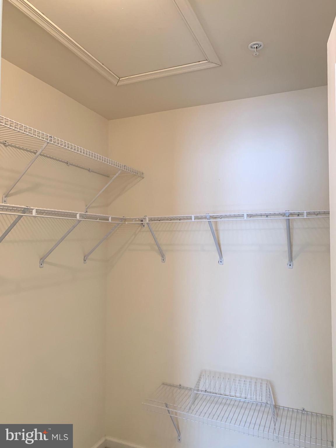 KING FARM BAILEYS COMMON - Residential