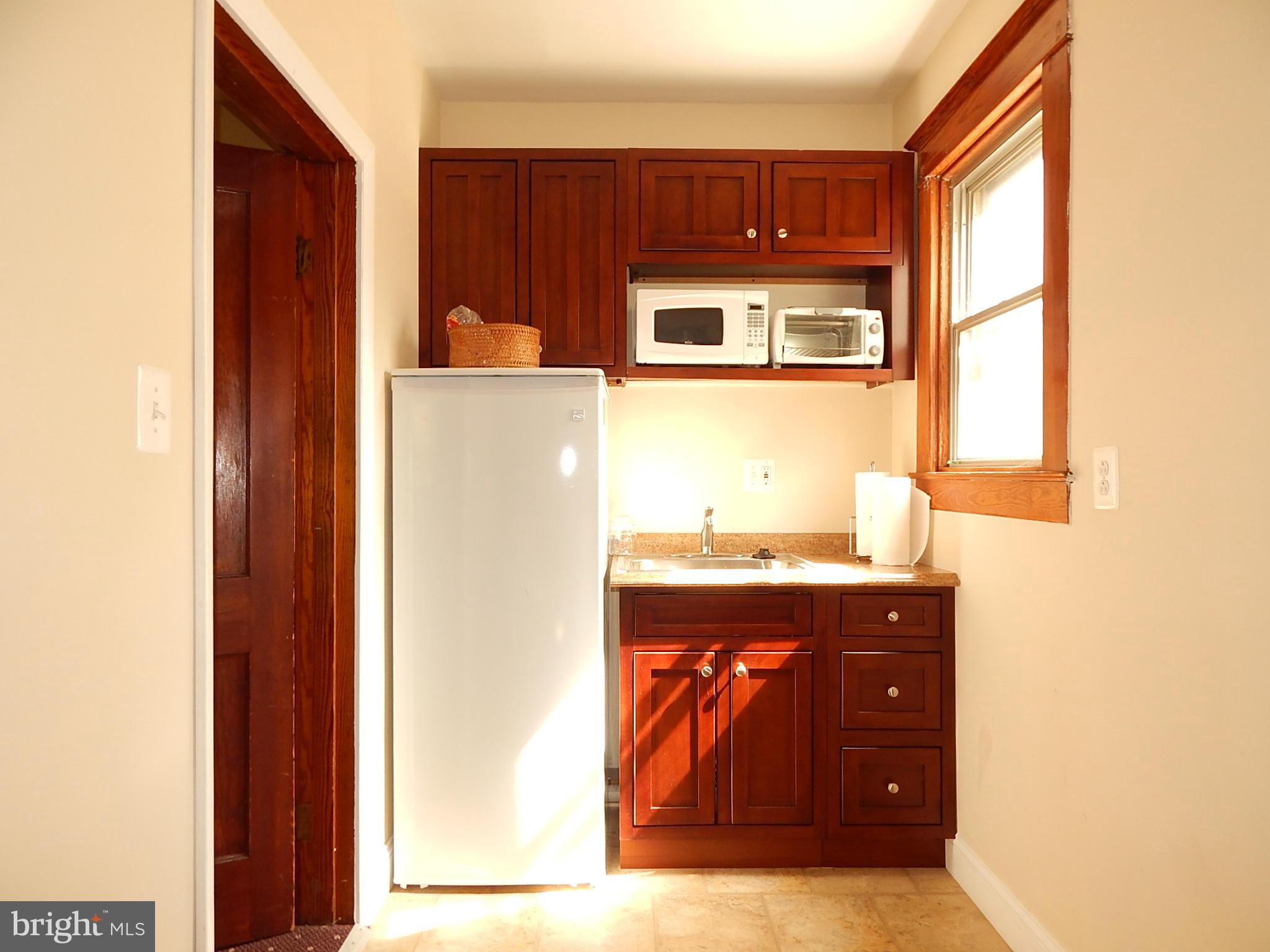 NORTH HALETHORPE - Residential