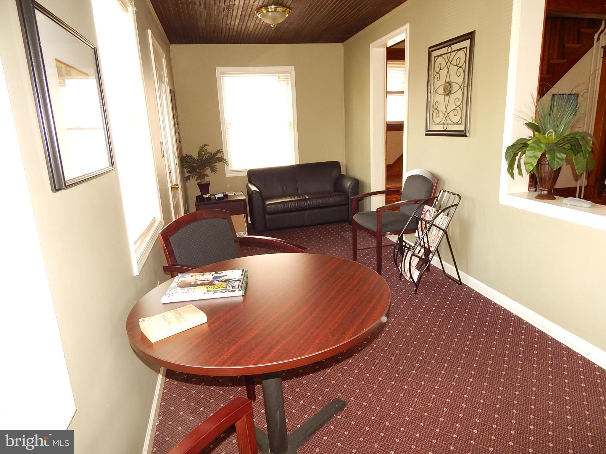 NORTH HALETHORPE - Residential