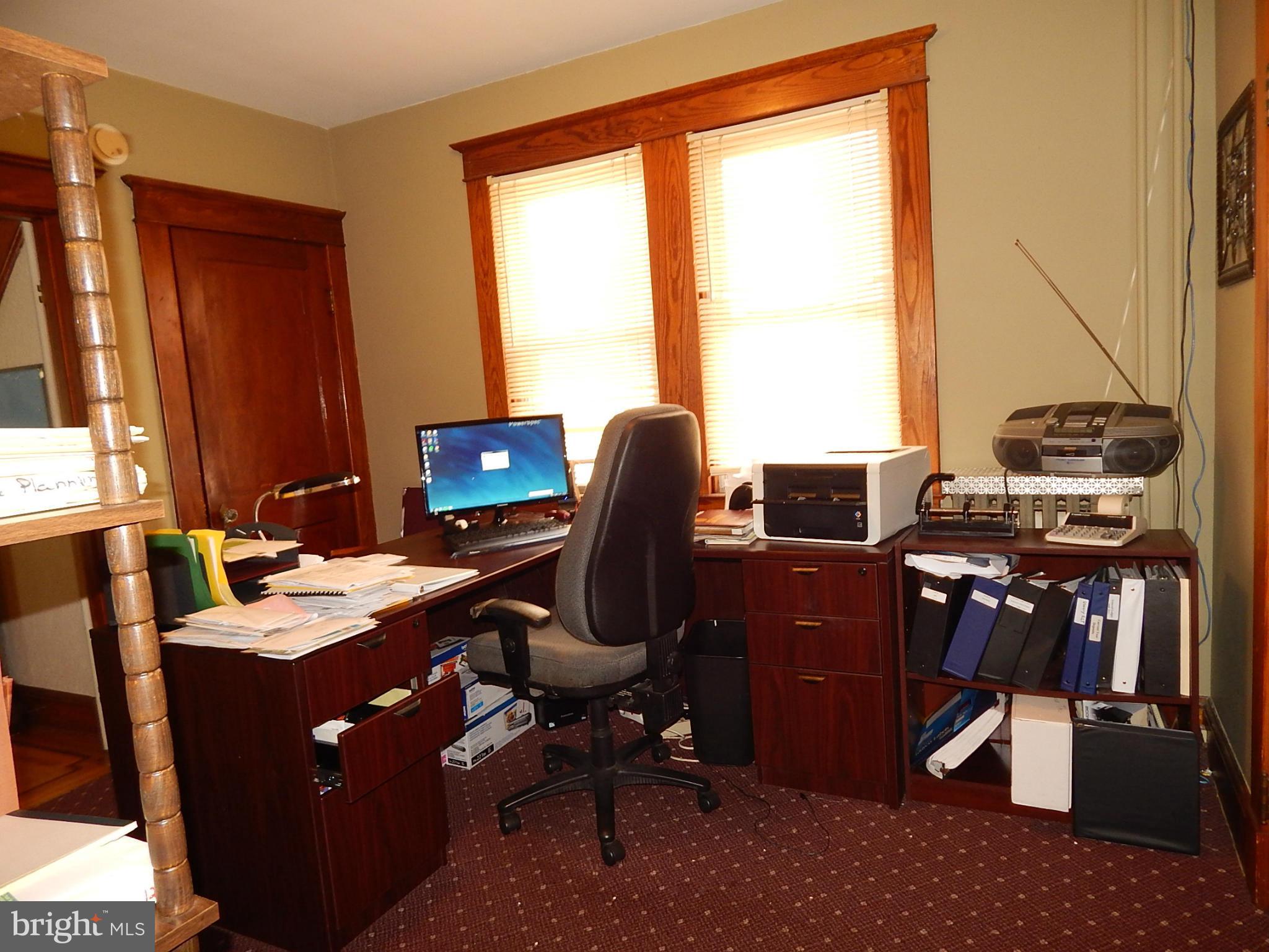 NORTH HALETHORPE - Residential