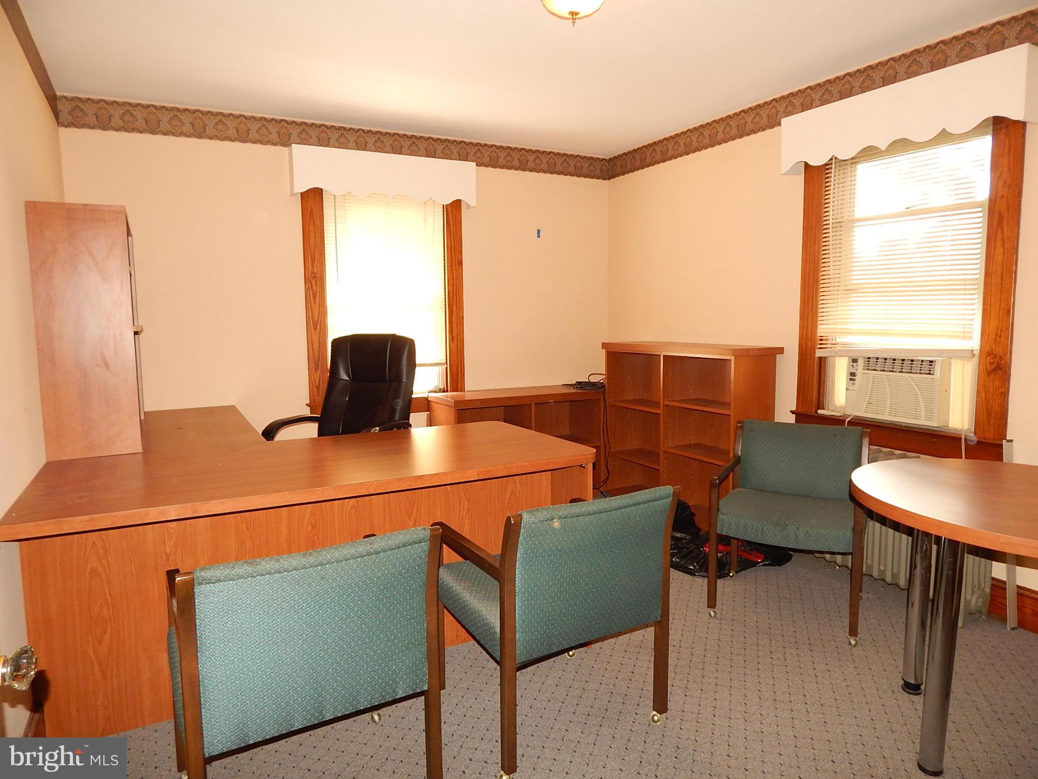 NORTH HALETHORPE - Residential