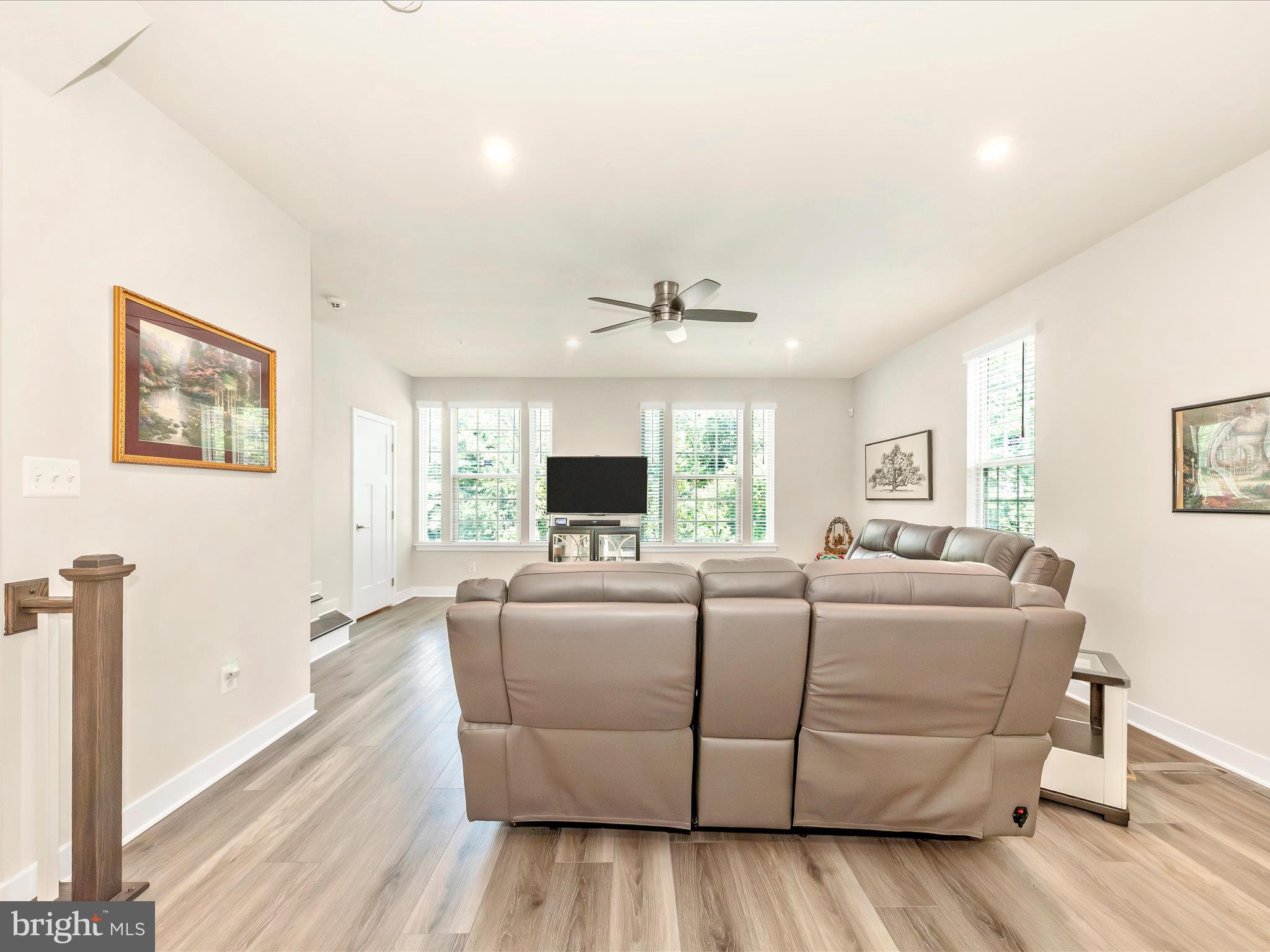 MONTGOMERY VILLAGE - Residential