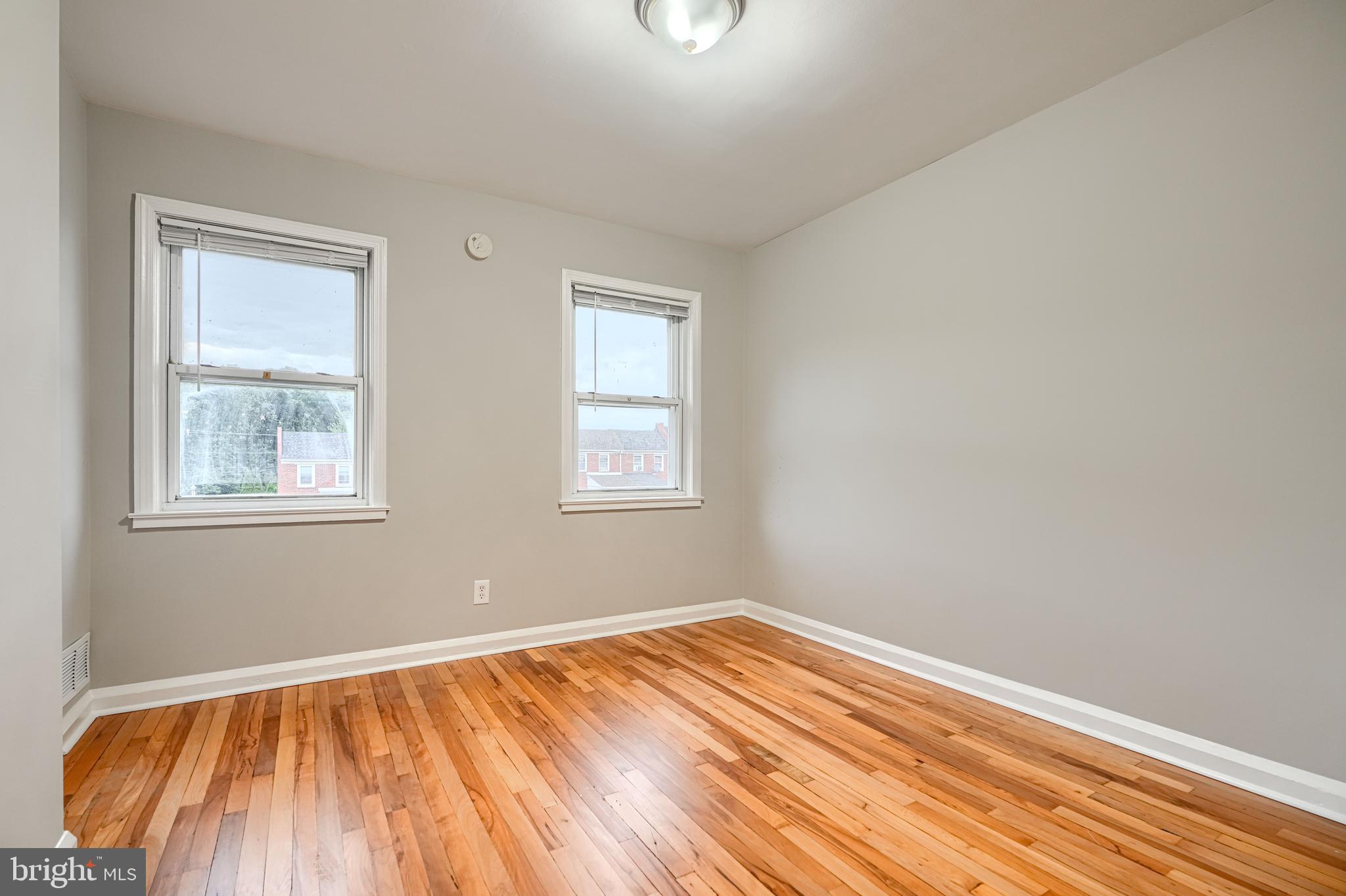 EASTWOOD - Residential