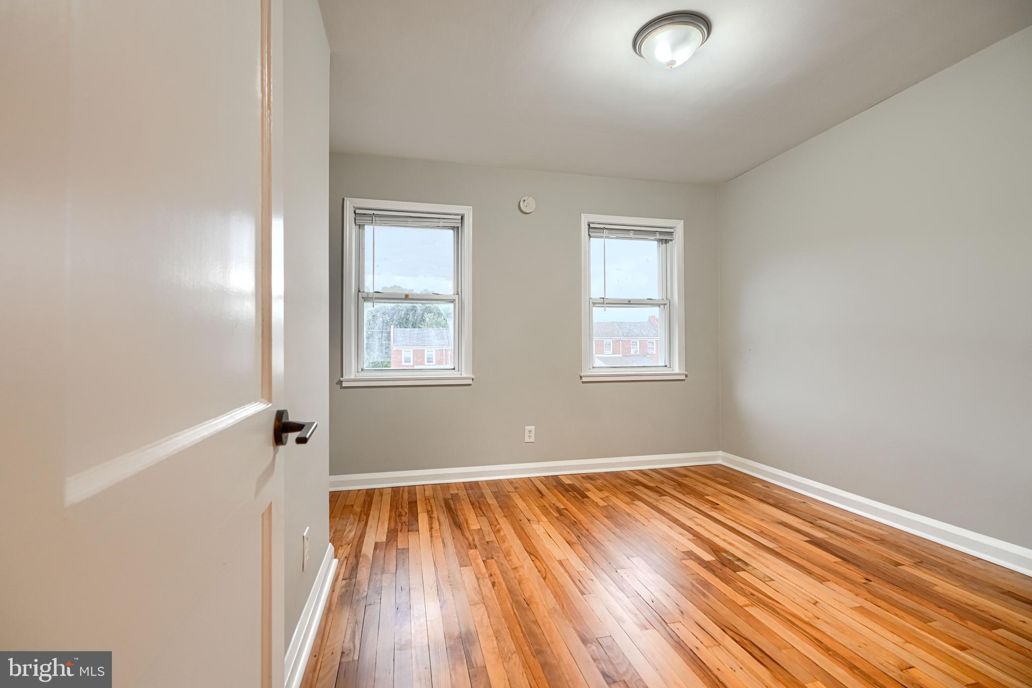EASTWOOD - Residential