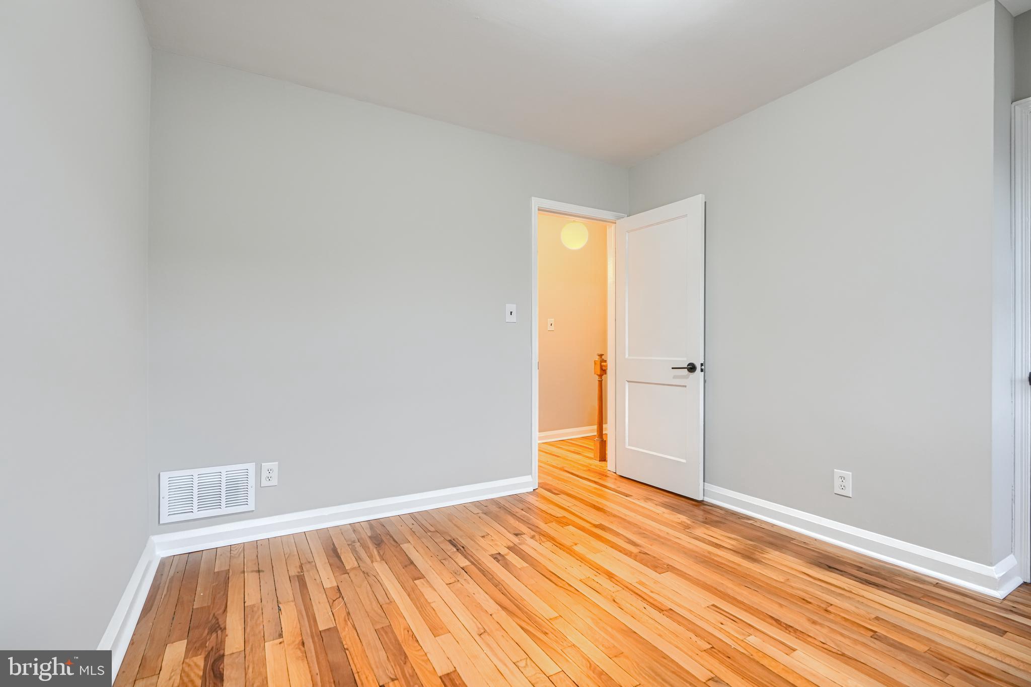 EASTWOOD - Residential