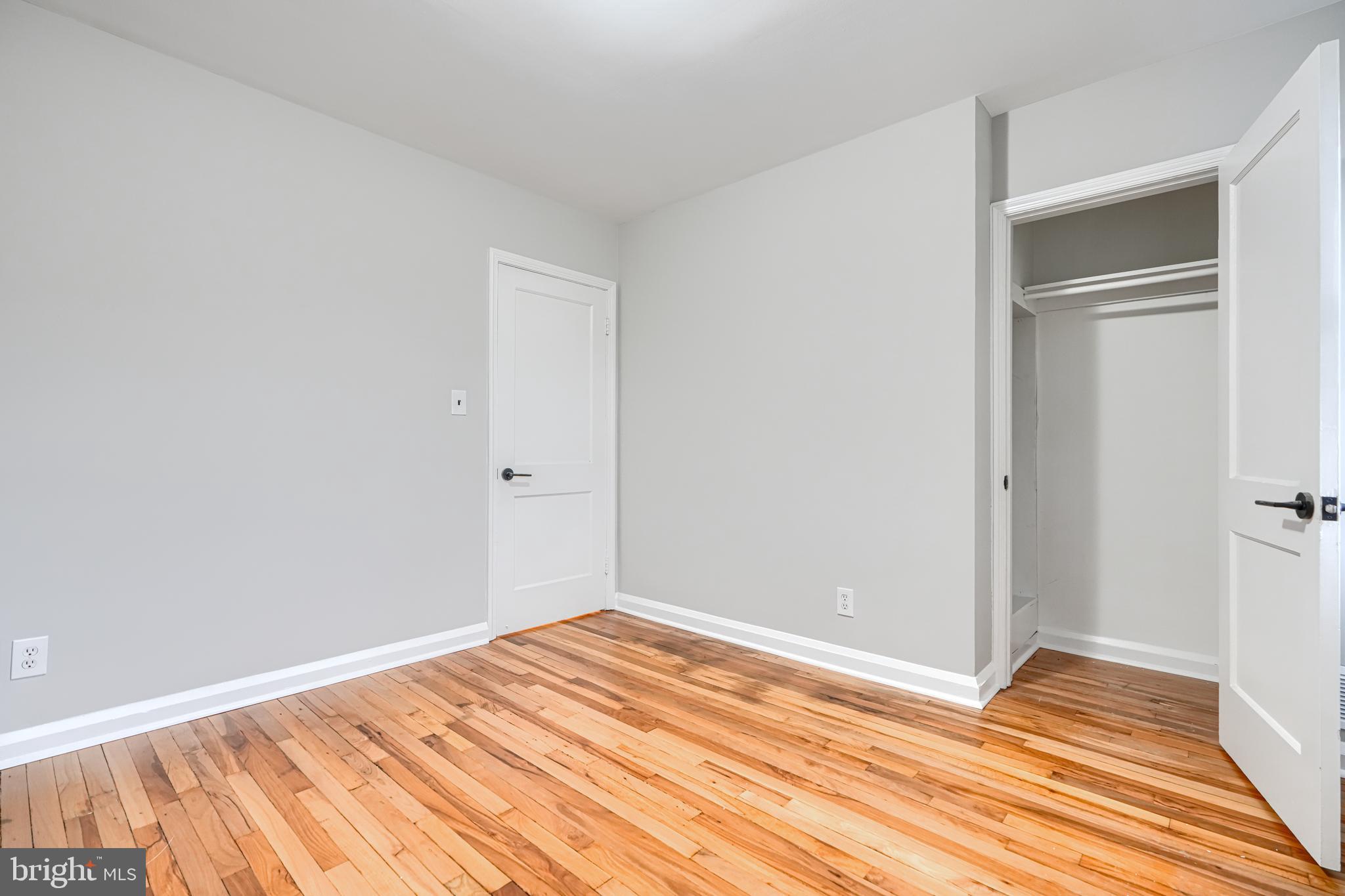 EASTWOOD - Residential