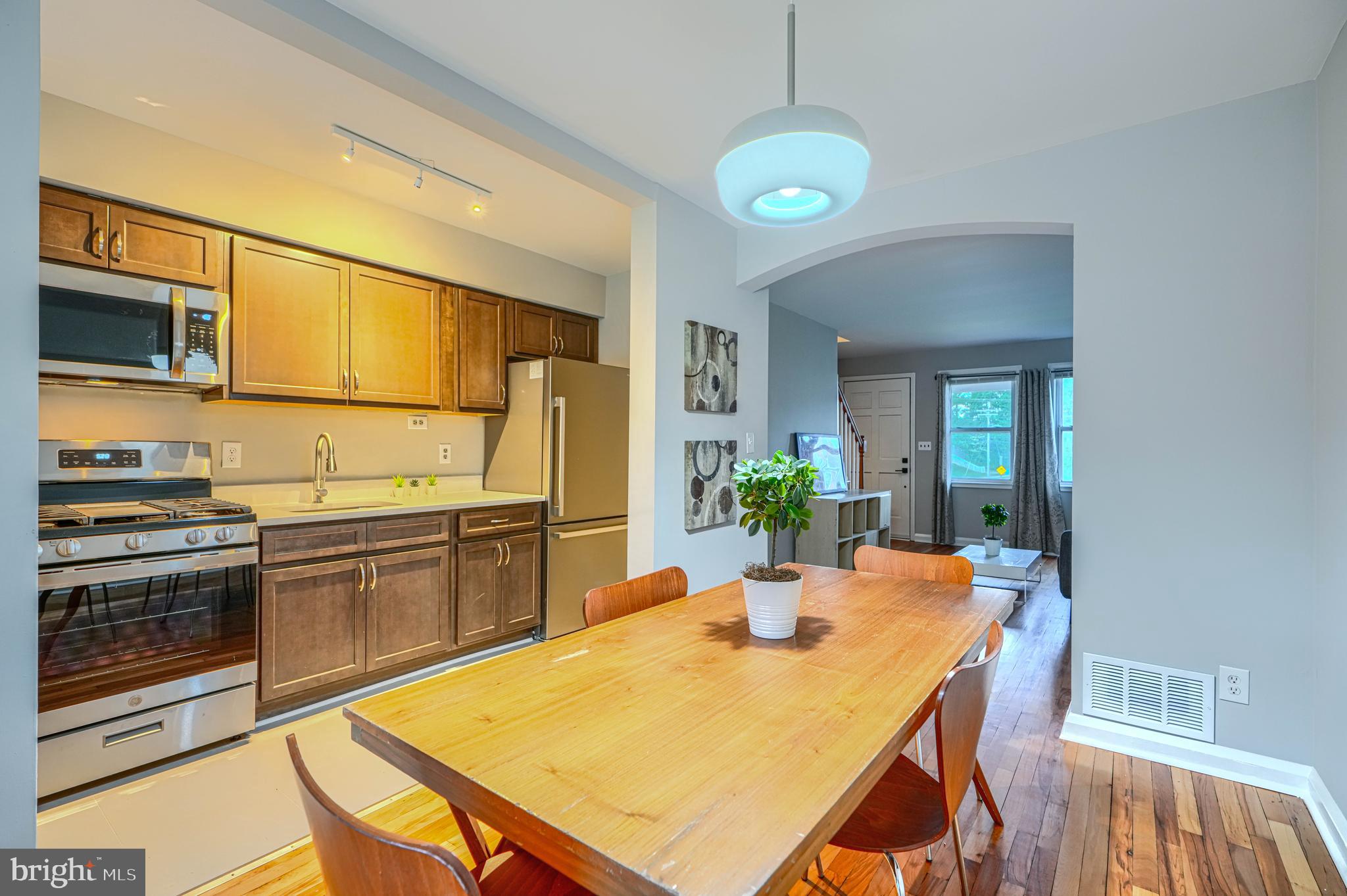 EASTWOOD - Residential