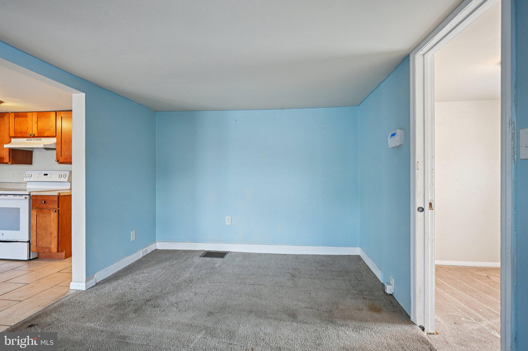 1303 NEWPORT GAP PIKE