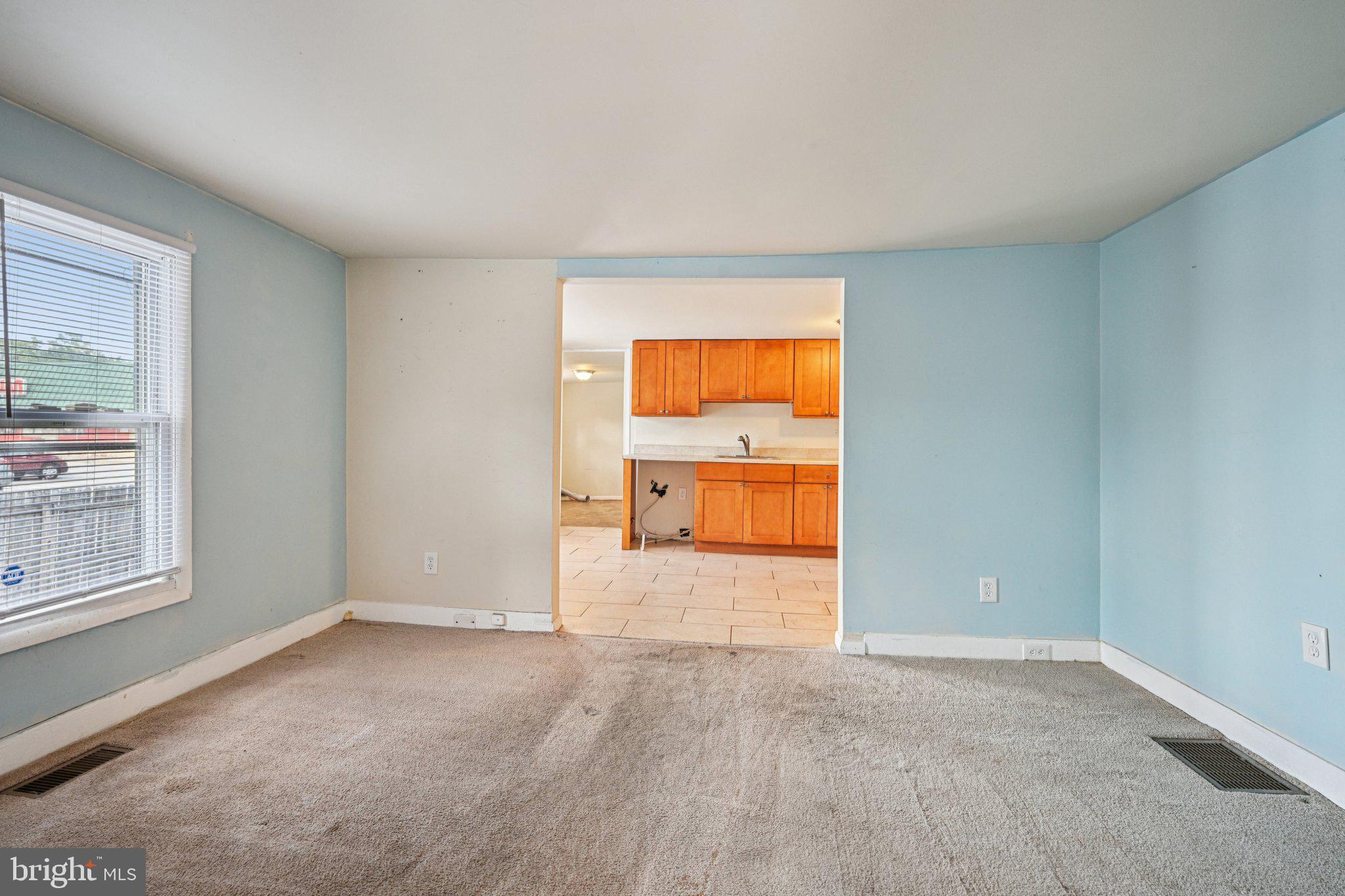 1303 NEWPORT GAP PIKE