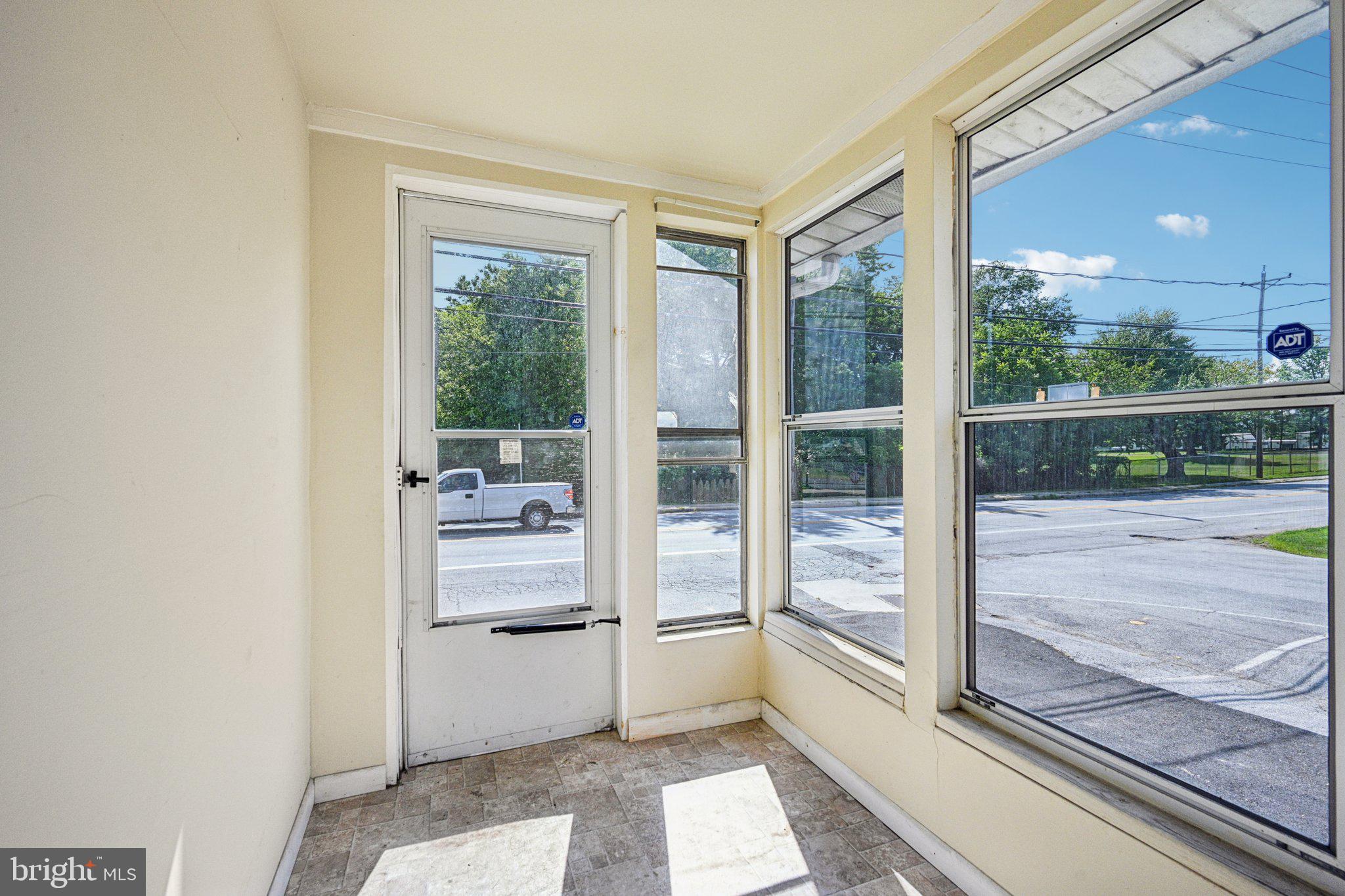 1303 NEWPORT GAP PIKE
