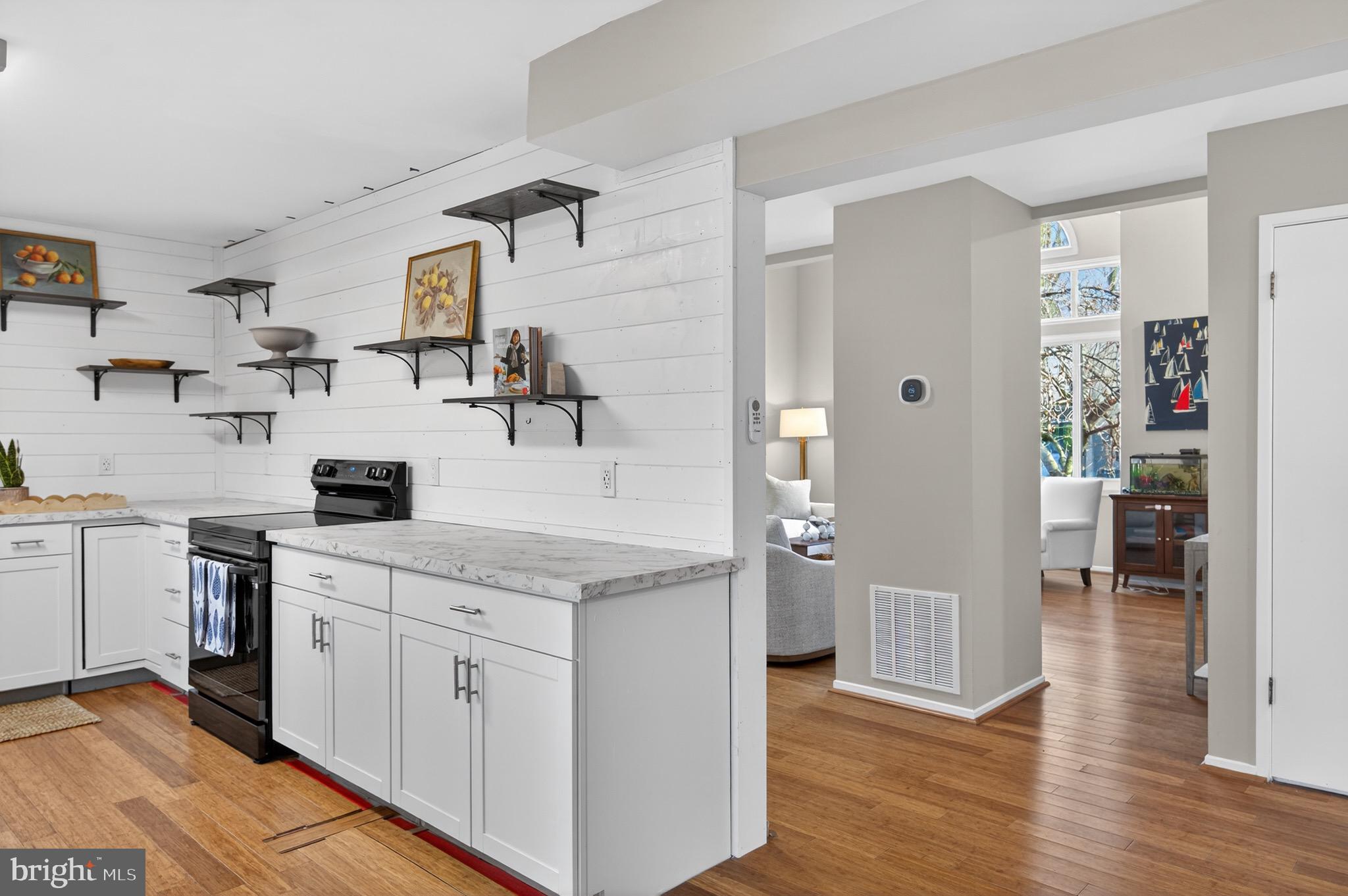 GEORGETOWN GROVE - Residential