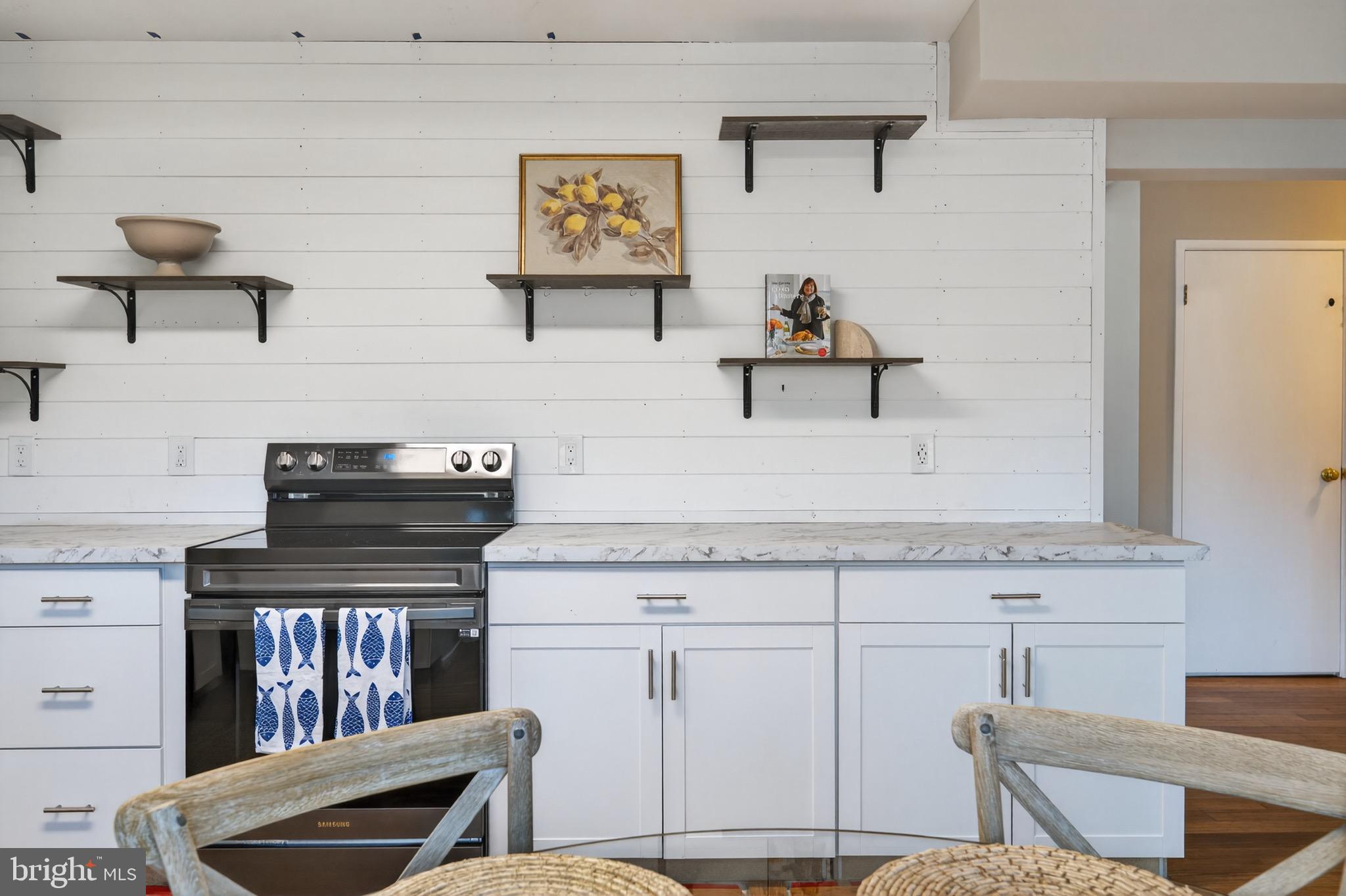 GEORGETOWN GROVE - Residential