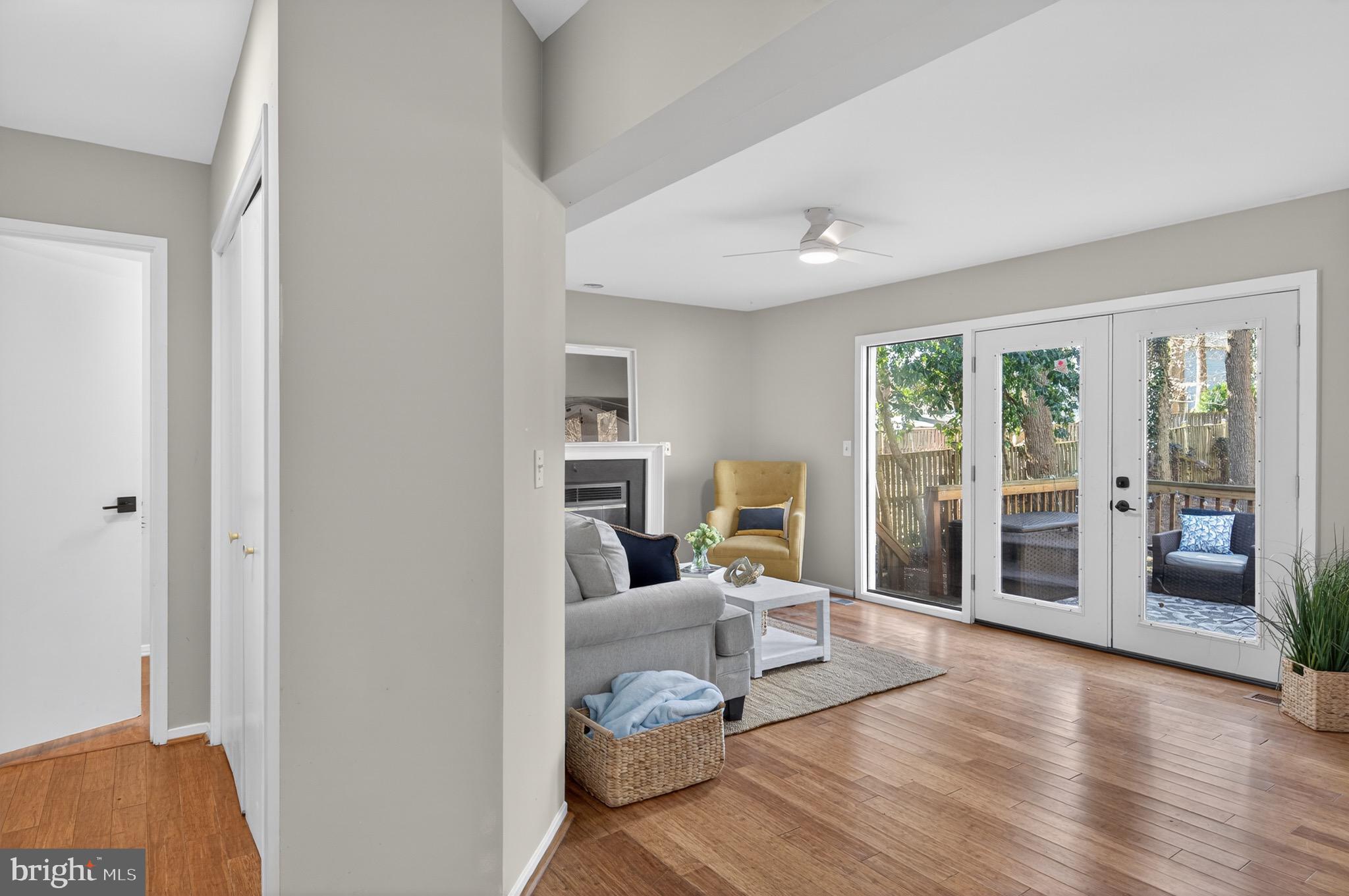 GEORGETOWN GROVE - Residential