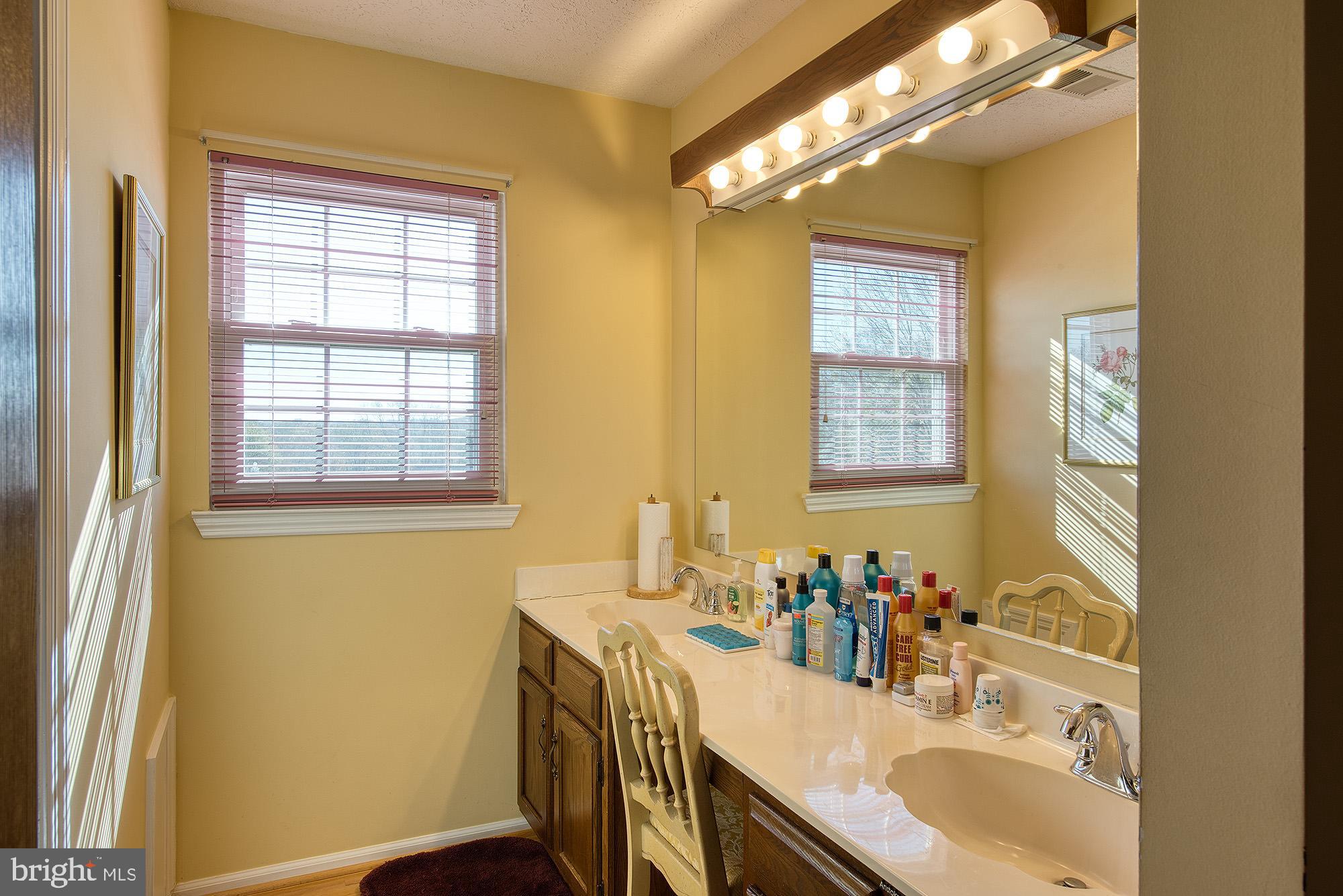 RAMBLEWOOD - Residential