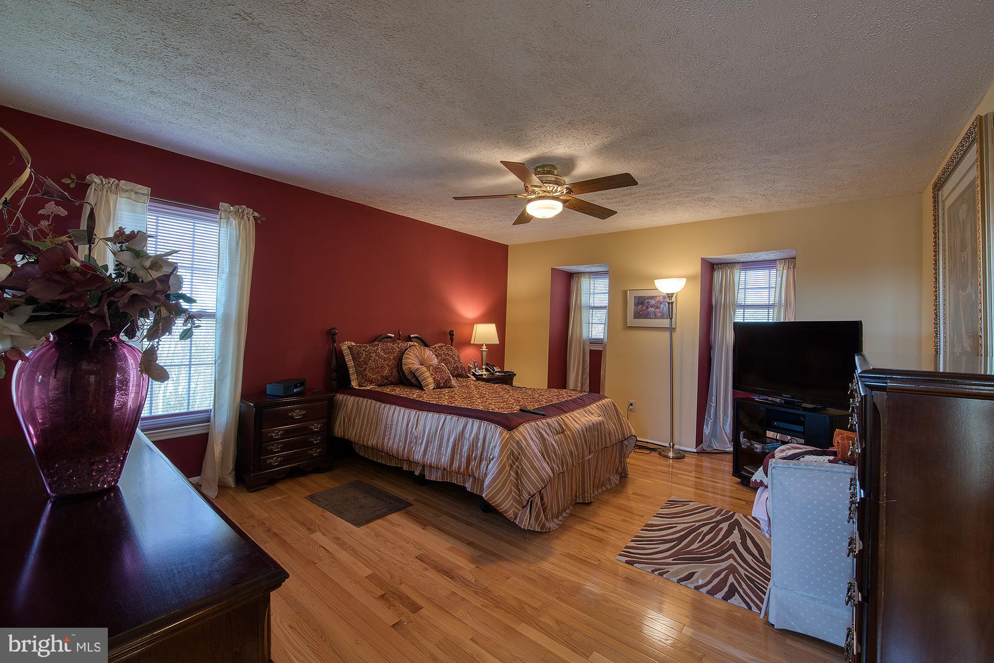 RAMBLEWOOD - Residential