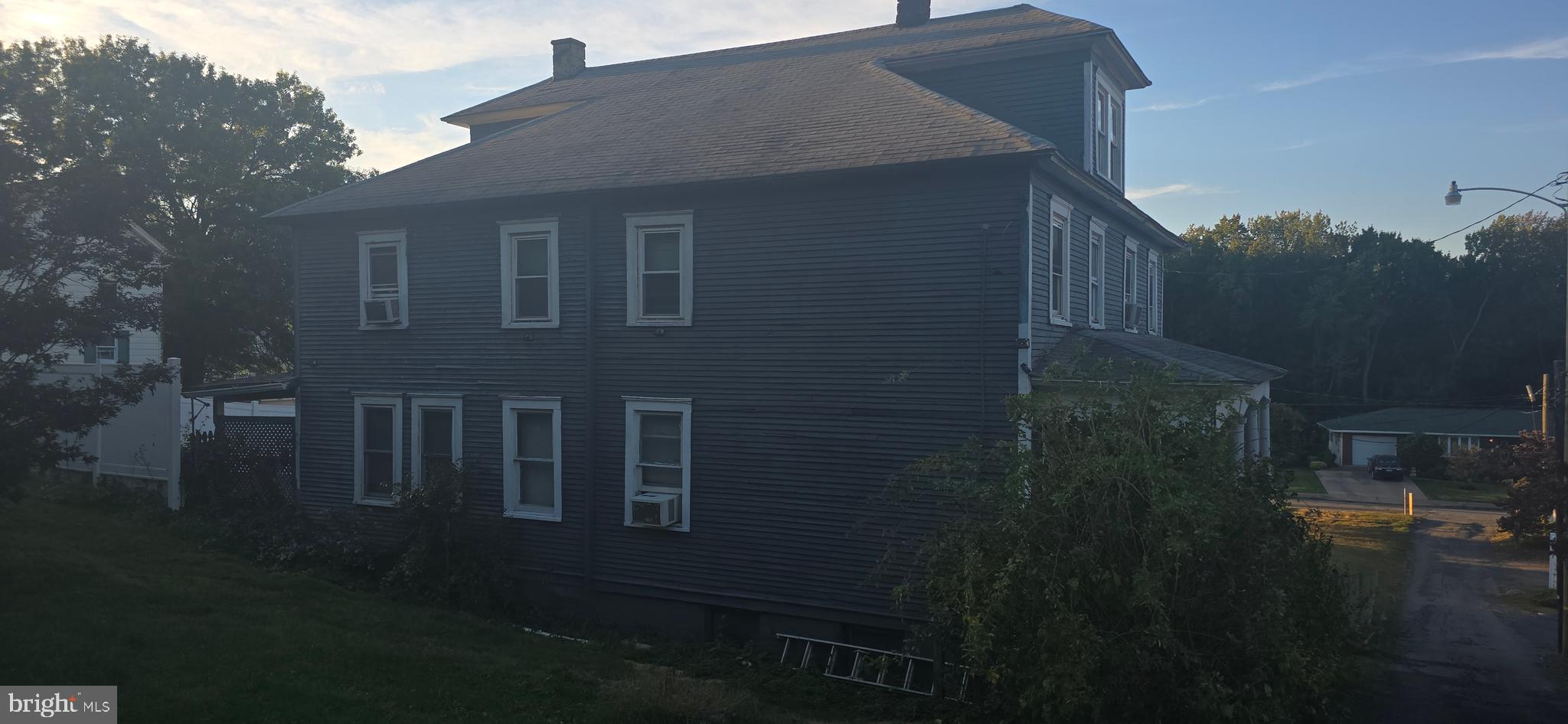 126 REAR OAK STREET 1/2