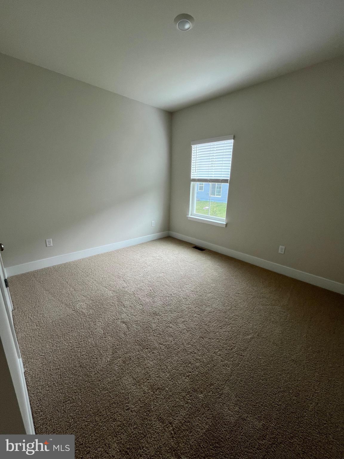 RETREAT AT WINDING CREEK - Residential Lease