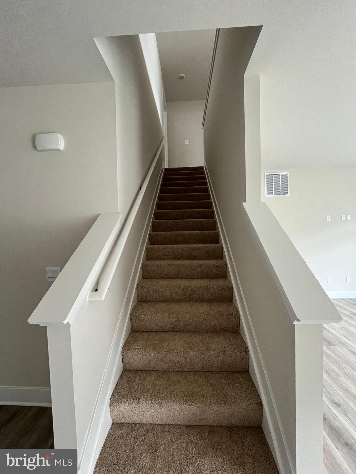 RETREAT AT WINDING CREEK - Residential Lease