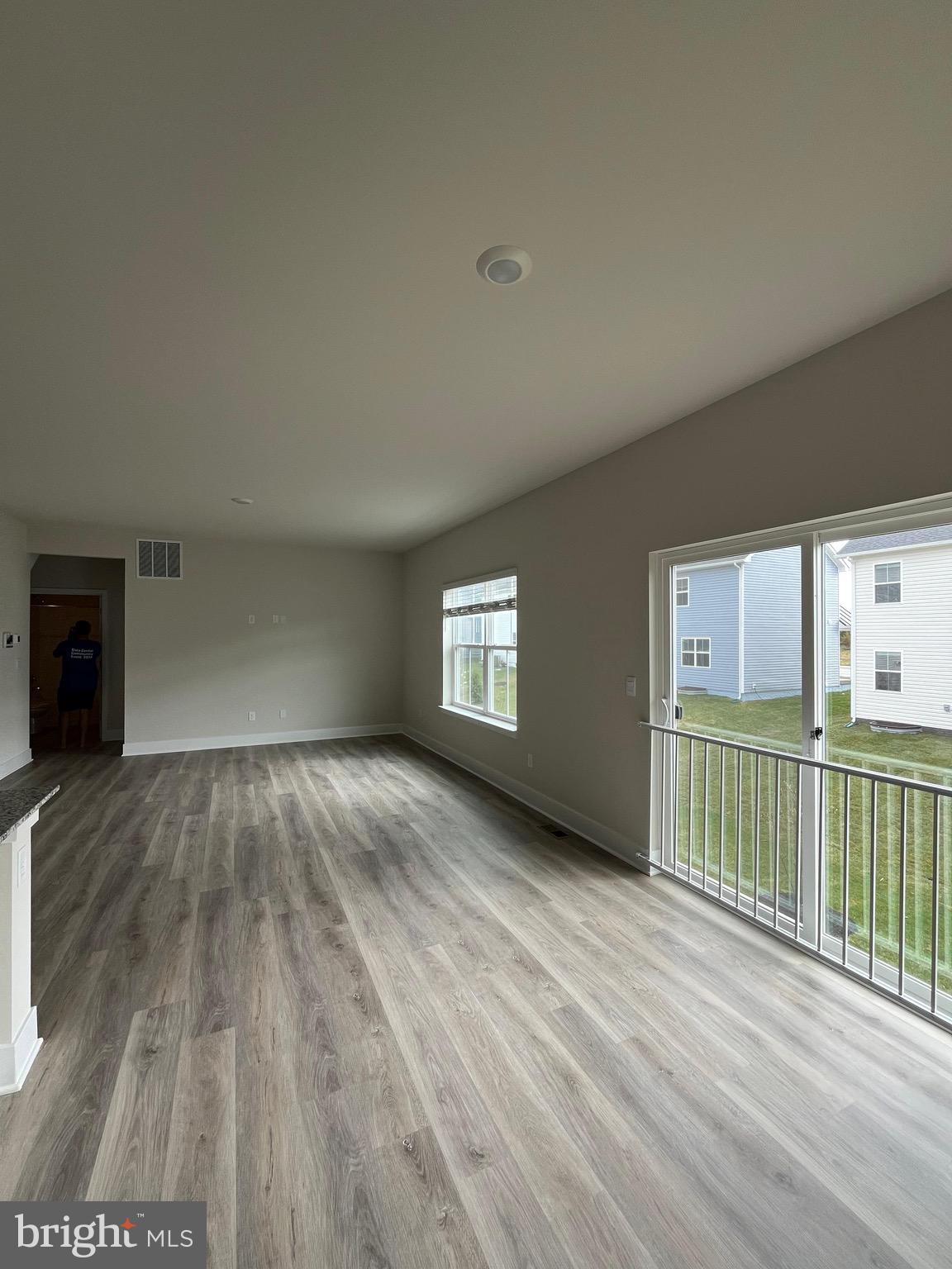 RETREAT AT WINDING CREEK - Residential Lease