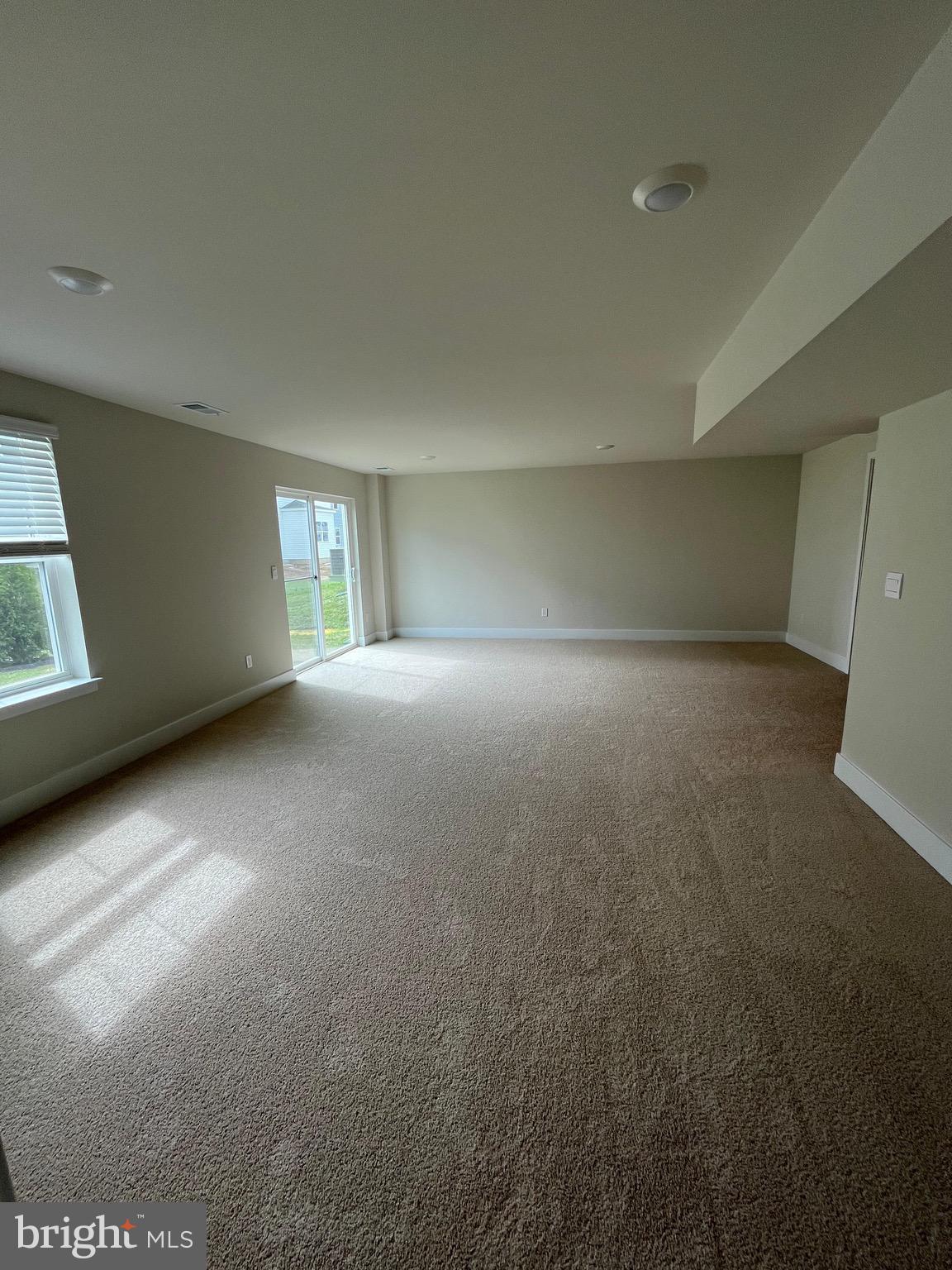 RETREAT AT WINDING CREEK - Residential Lease