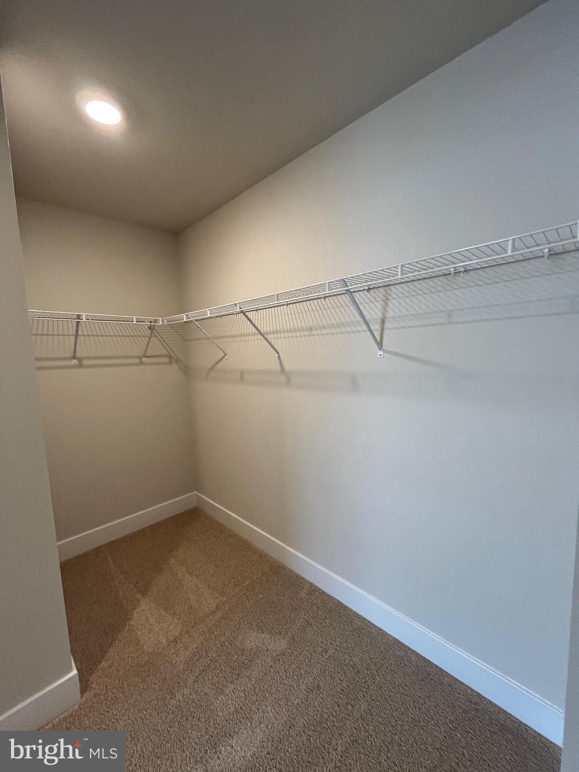 RETREAT AT WINDING CREEK - Residential Lease