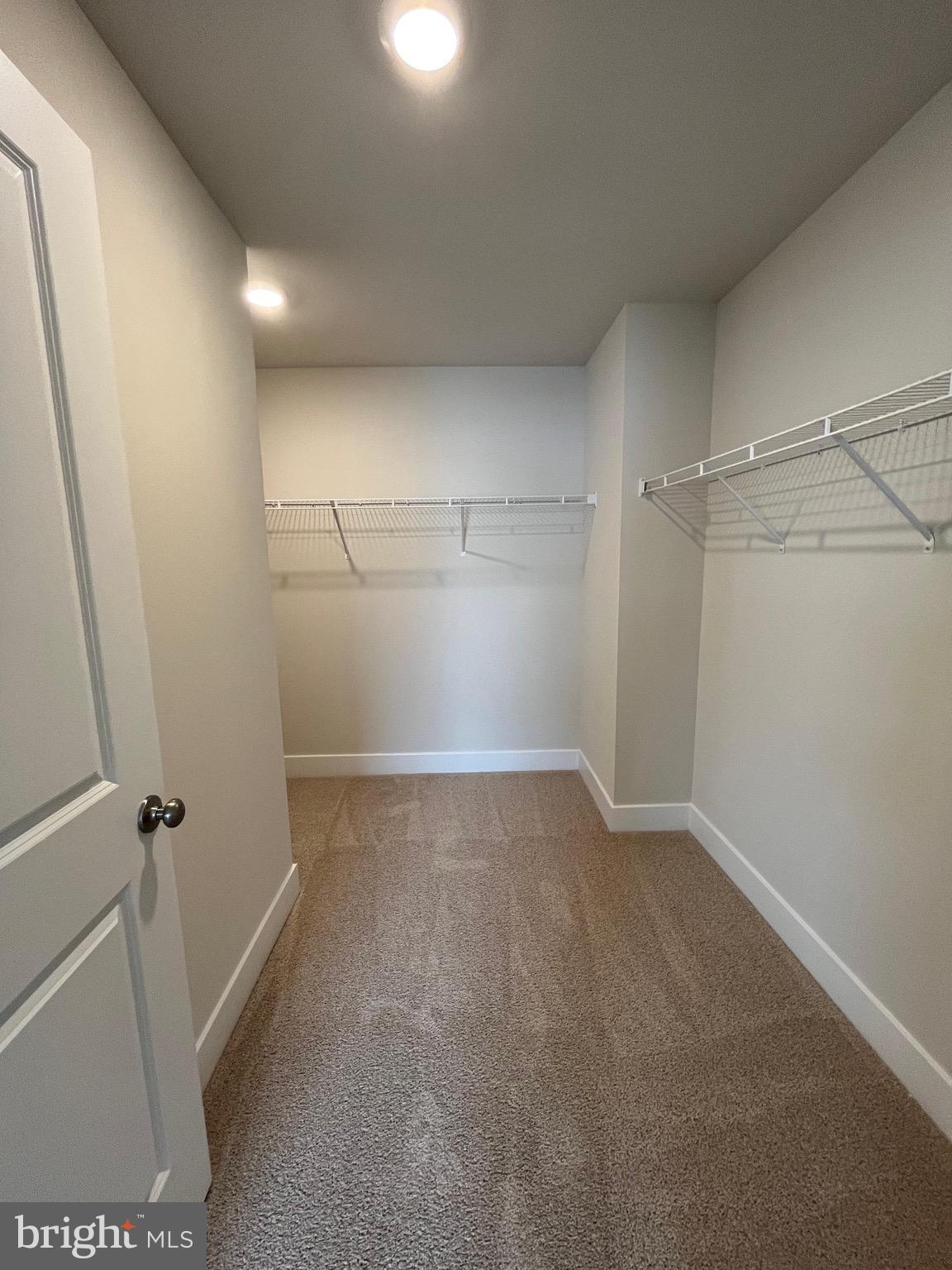 RETREAT AT WINDING CREEK - Residential Lease