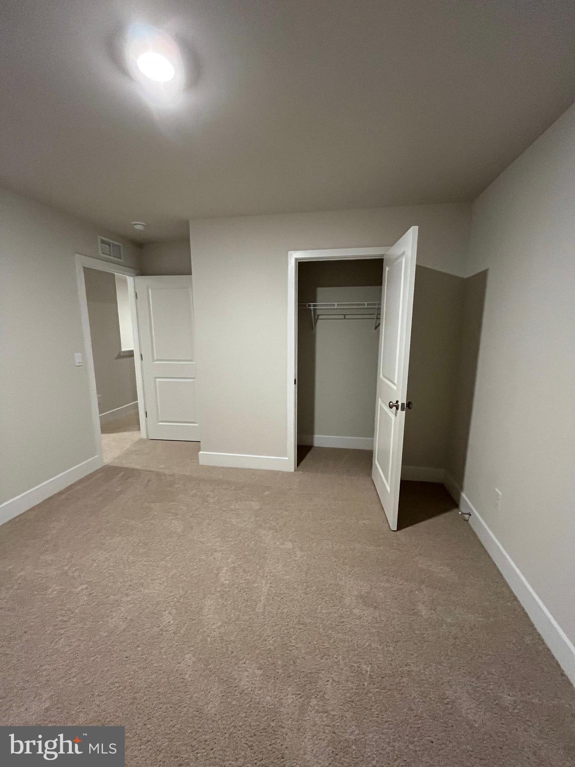 RETREAT AT WINDING CREEK - Residential Lease