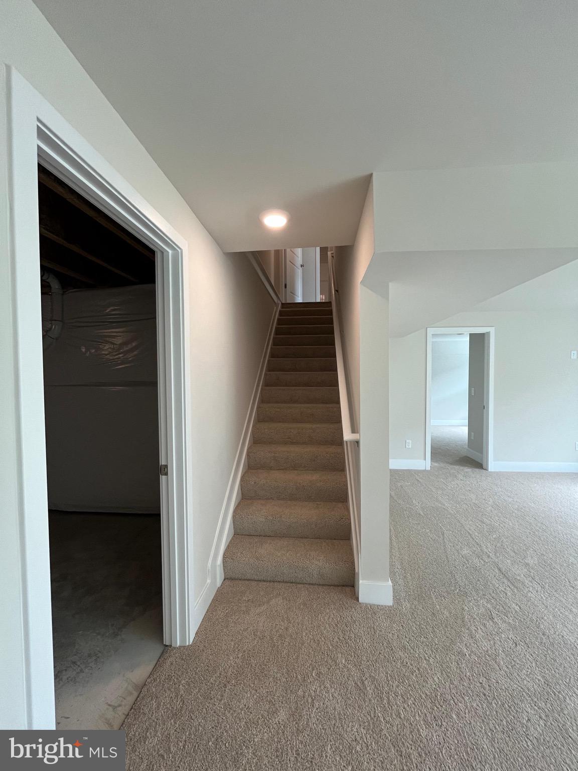 RETREAT AT WINDING CREEK - Residential Lease