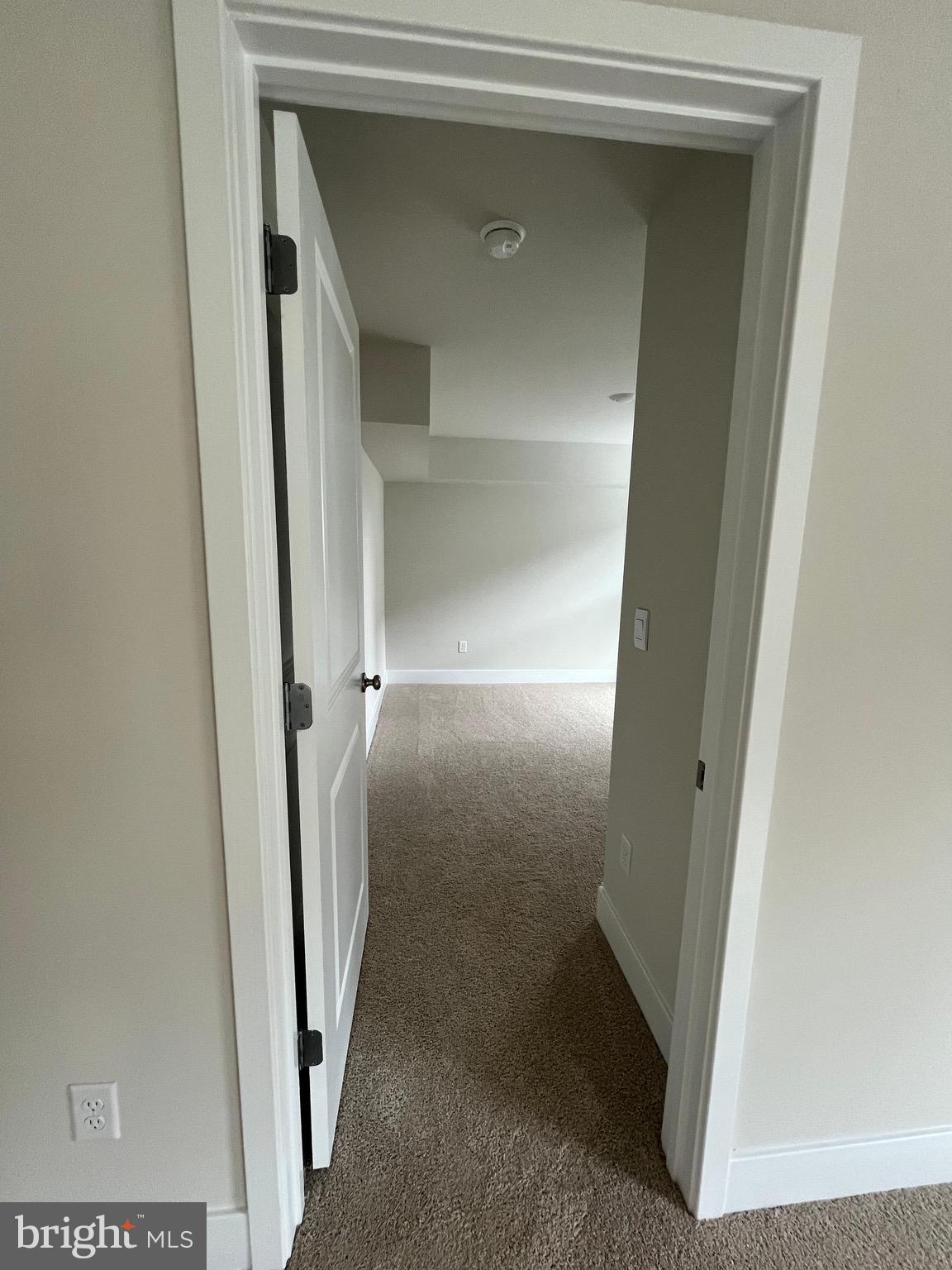 RETREAT AT WINDING CREEK - Residential Lease