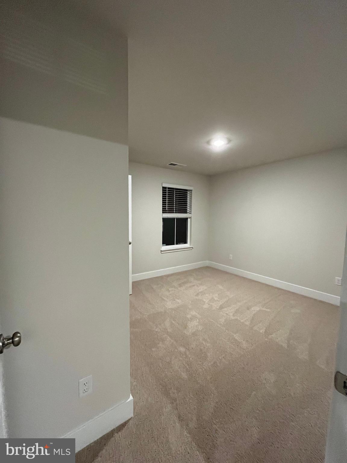 RETREAT AT WINDING CREEK - Residential Lease