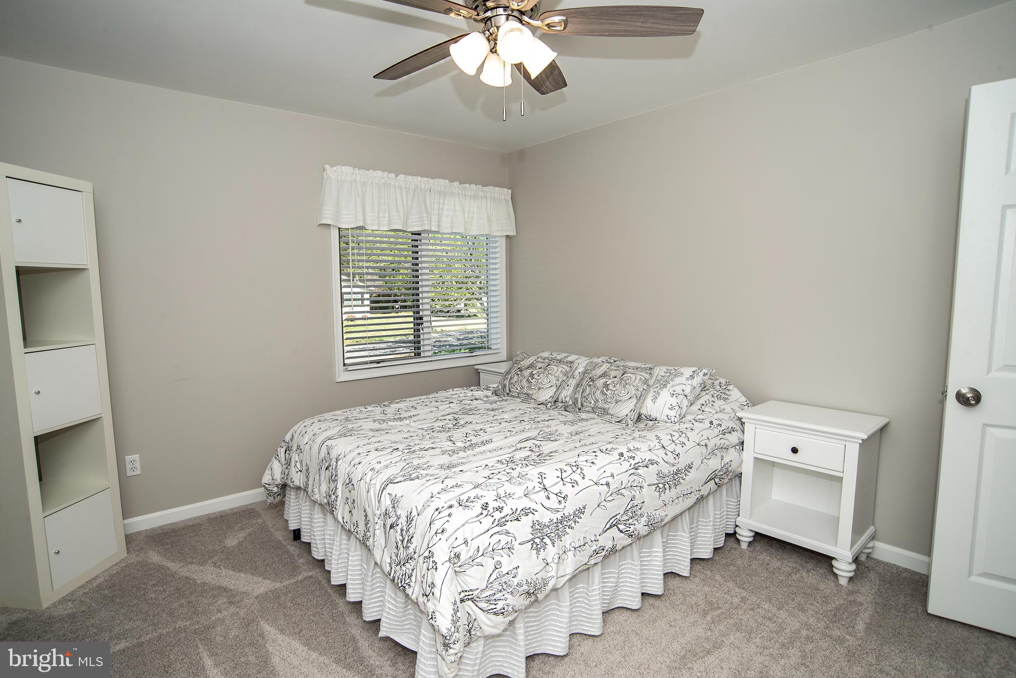 CLAYBURNE WOODS - Residential