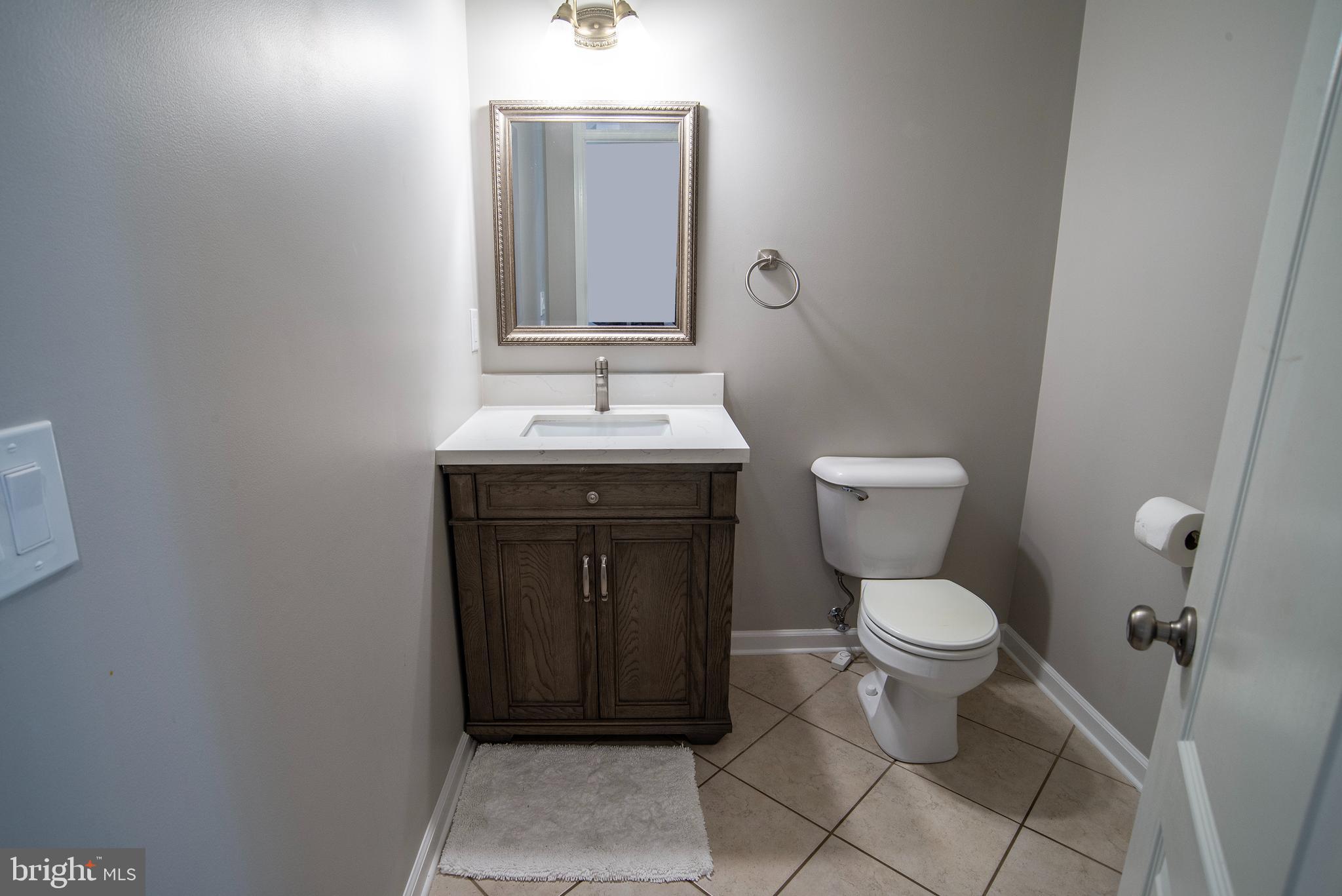 CLAYBURNE WOODS - Residential