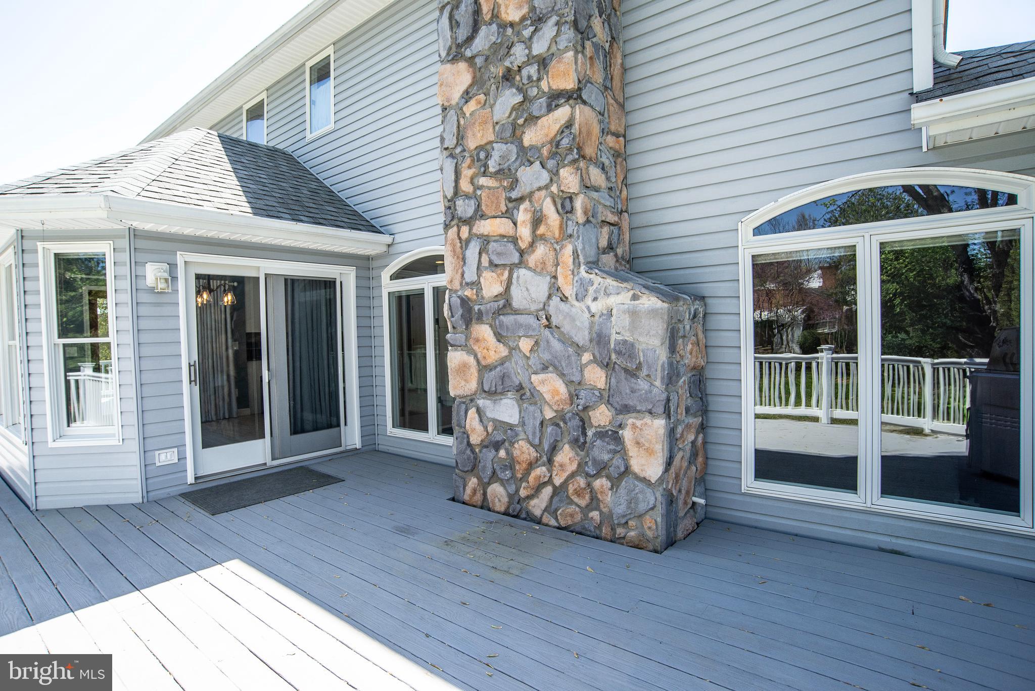 CLAYBURNE WOODS - Residential