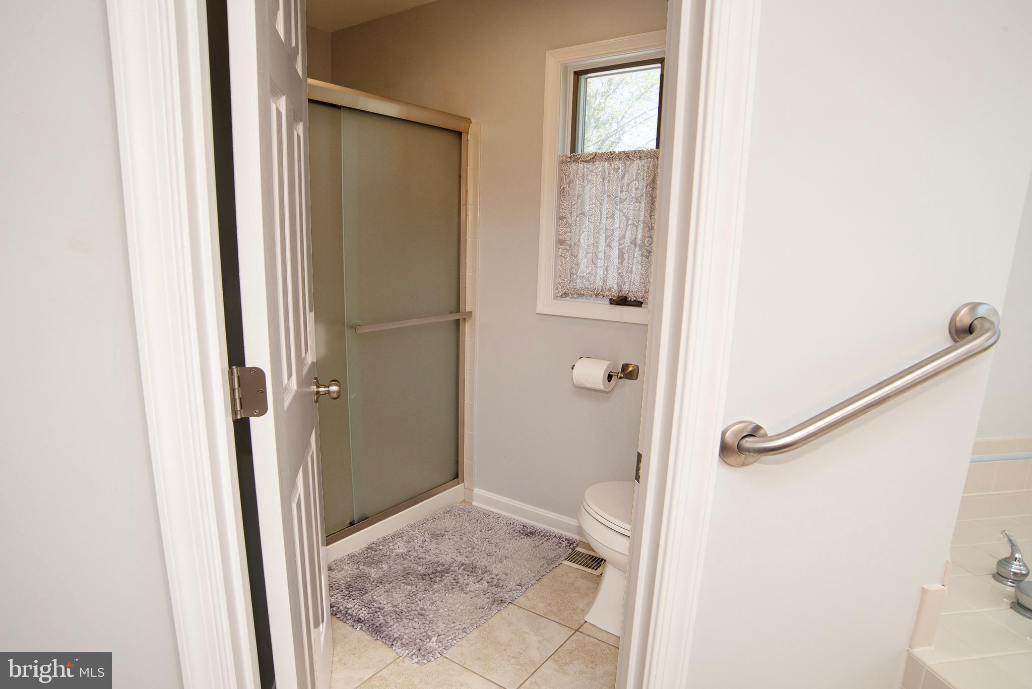 CLAYBURNE WOODS - Residential