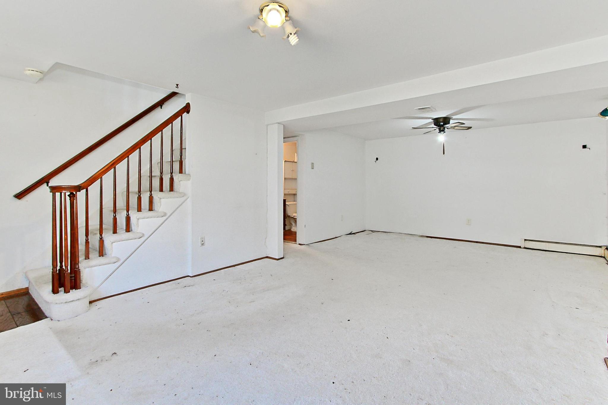 DALE CITY - Residential